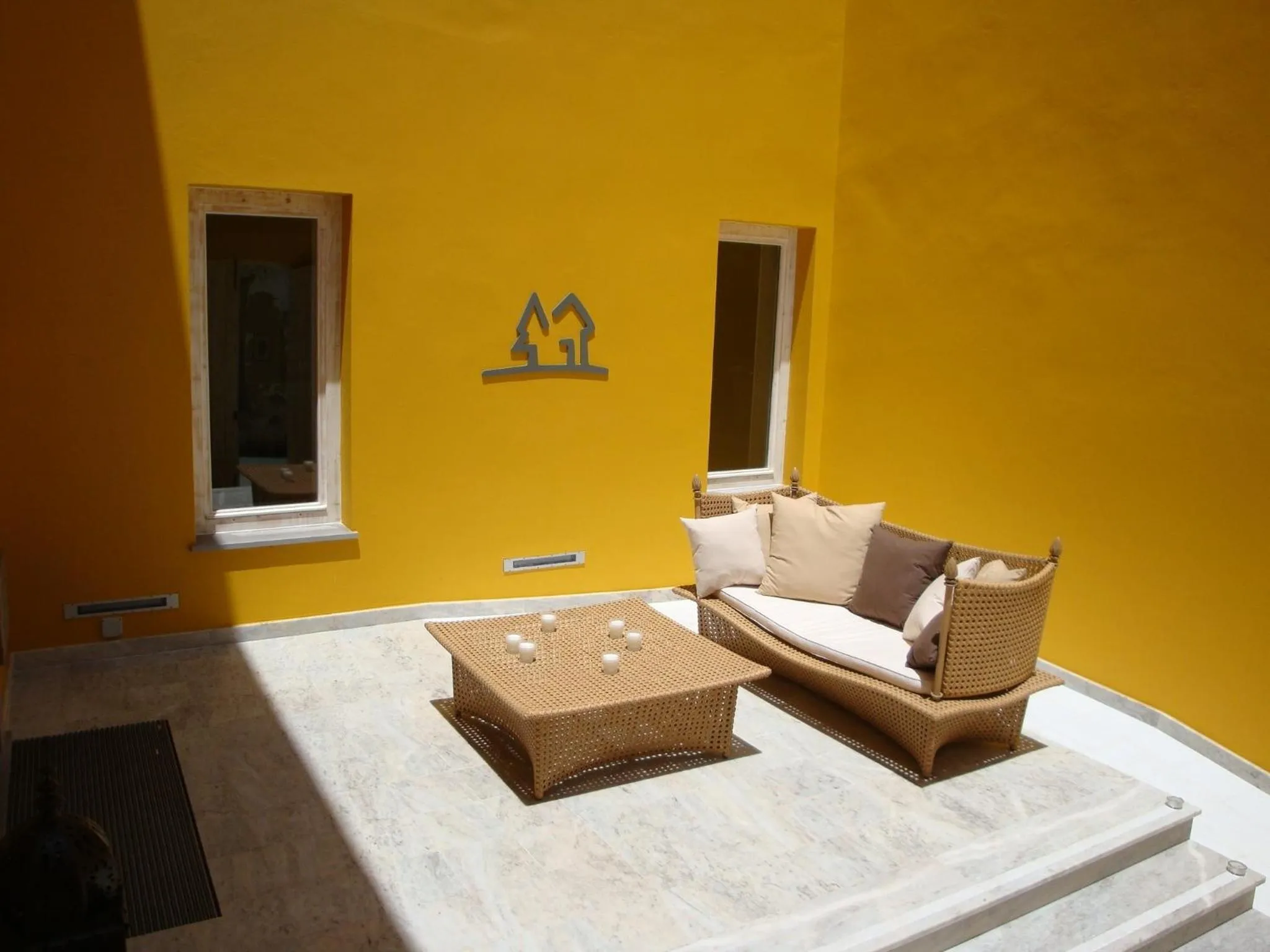 Balcony/Terrace, Bed in HI Tavira – Pousada de Juventude