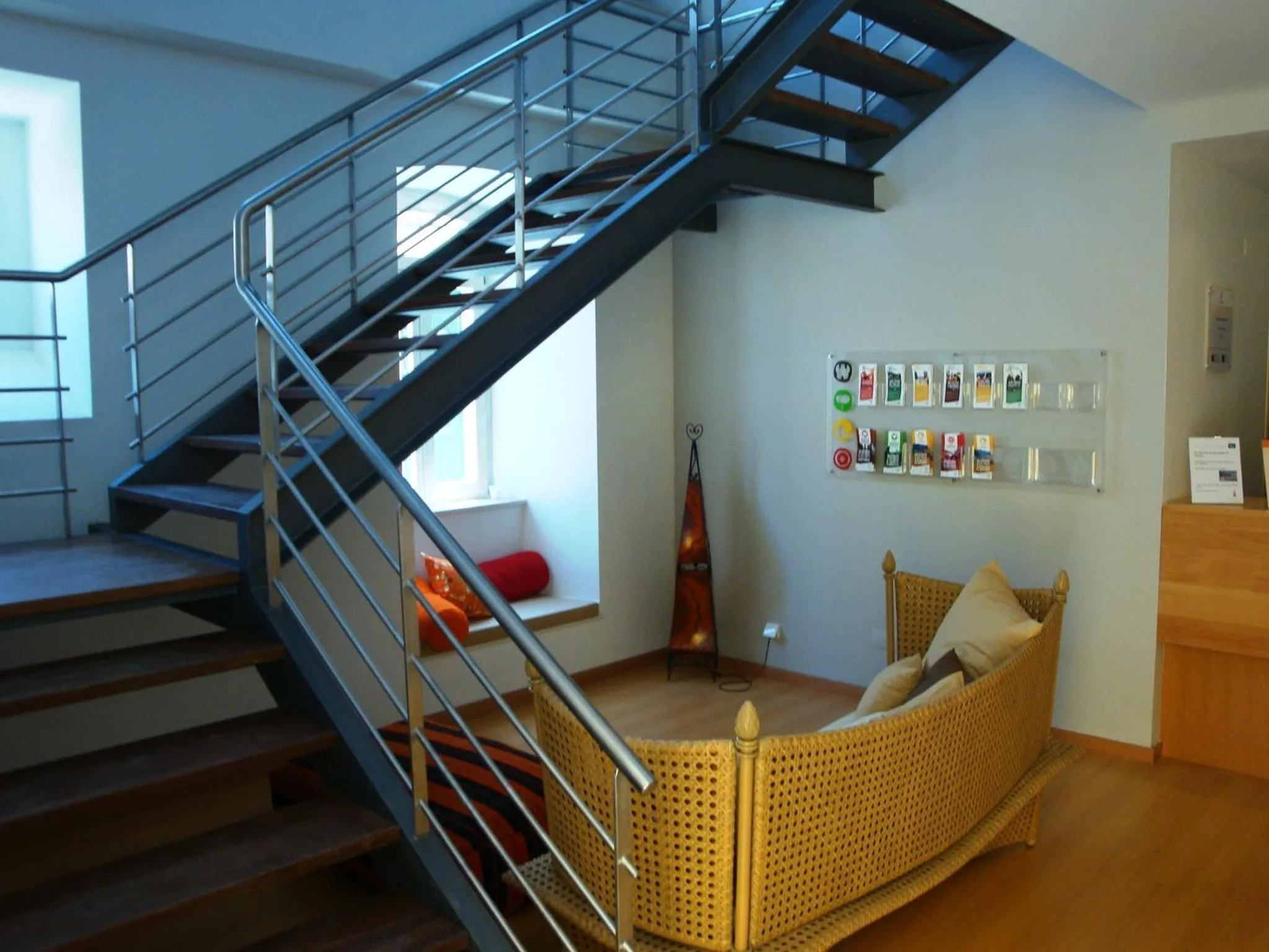 Lobby or reception in HI Tavira – Pousada de Juventude