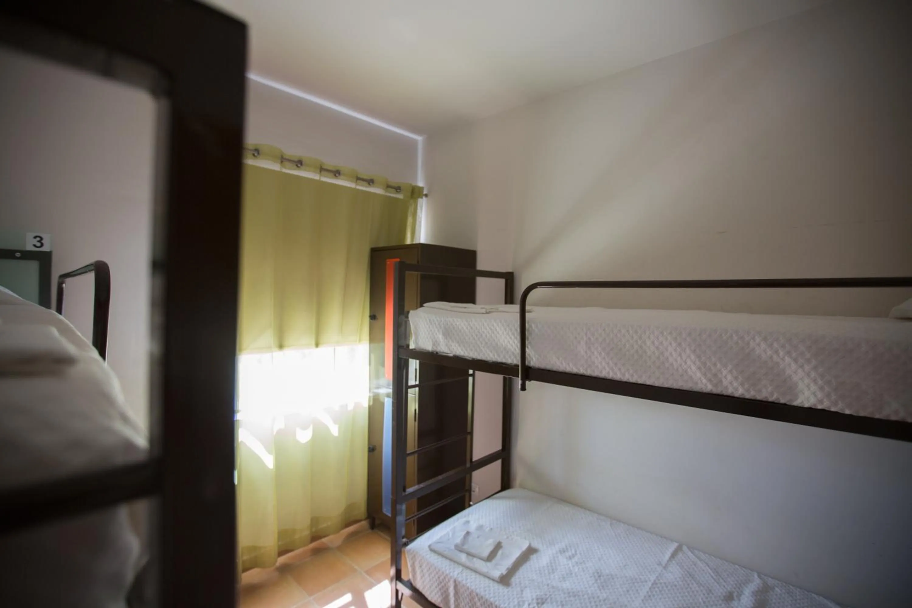 Bed in HI Portimão - Pousada de Juventude