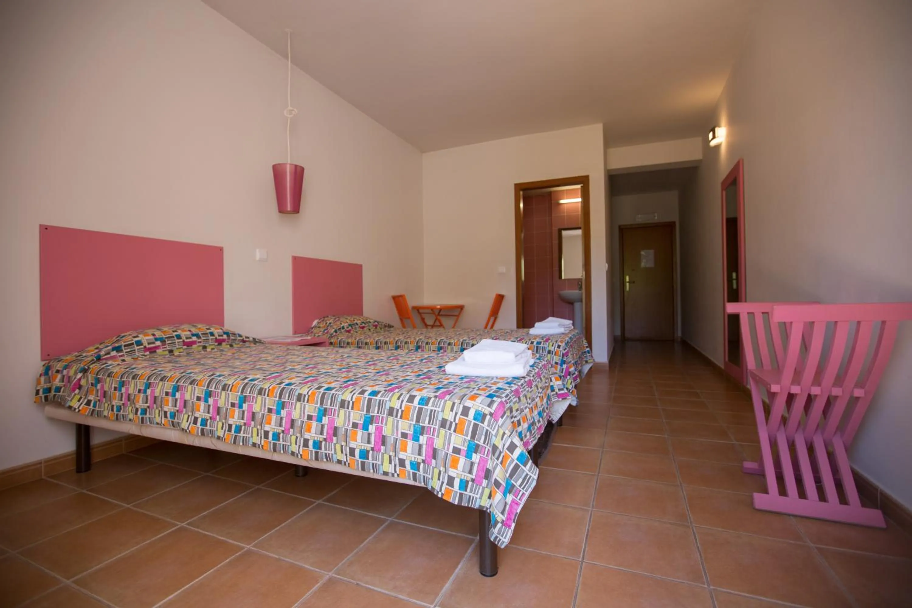 Bedroom, Bed in HI Portimão - Pousada de Juventude