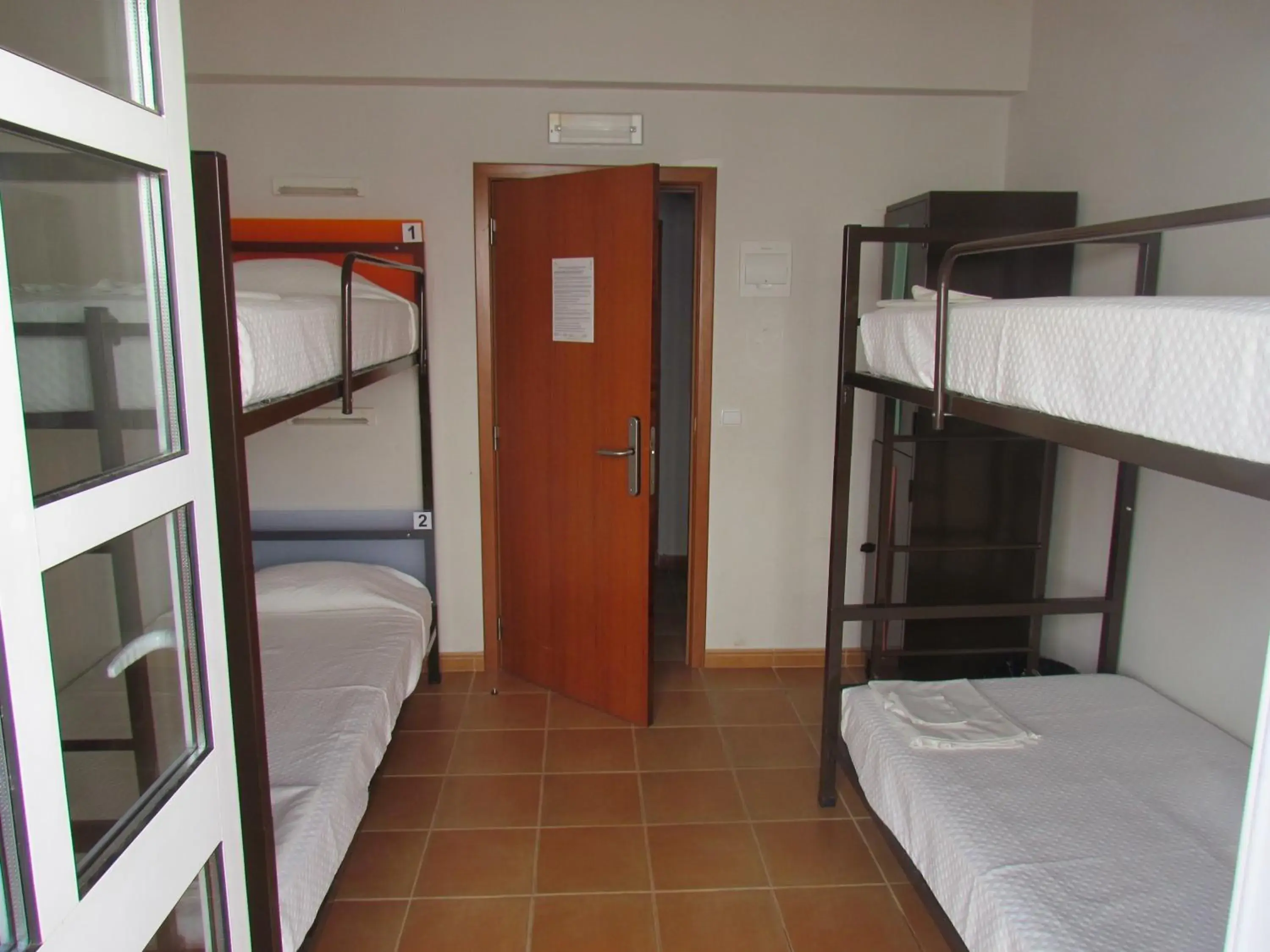 Bedroom, Bed in HI Portimão - Pousada de Juventude Bedroom, Bed in HI Portimão - Pousada de Juventude
