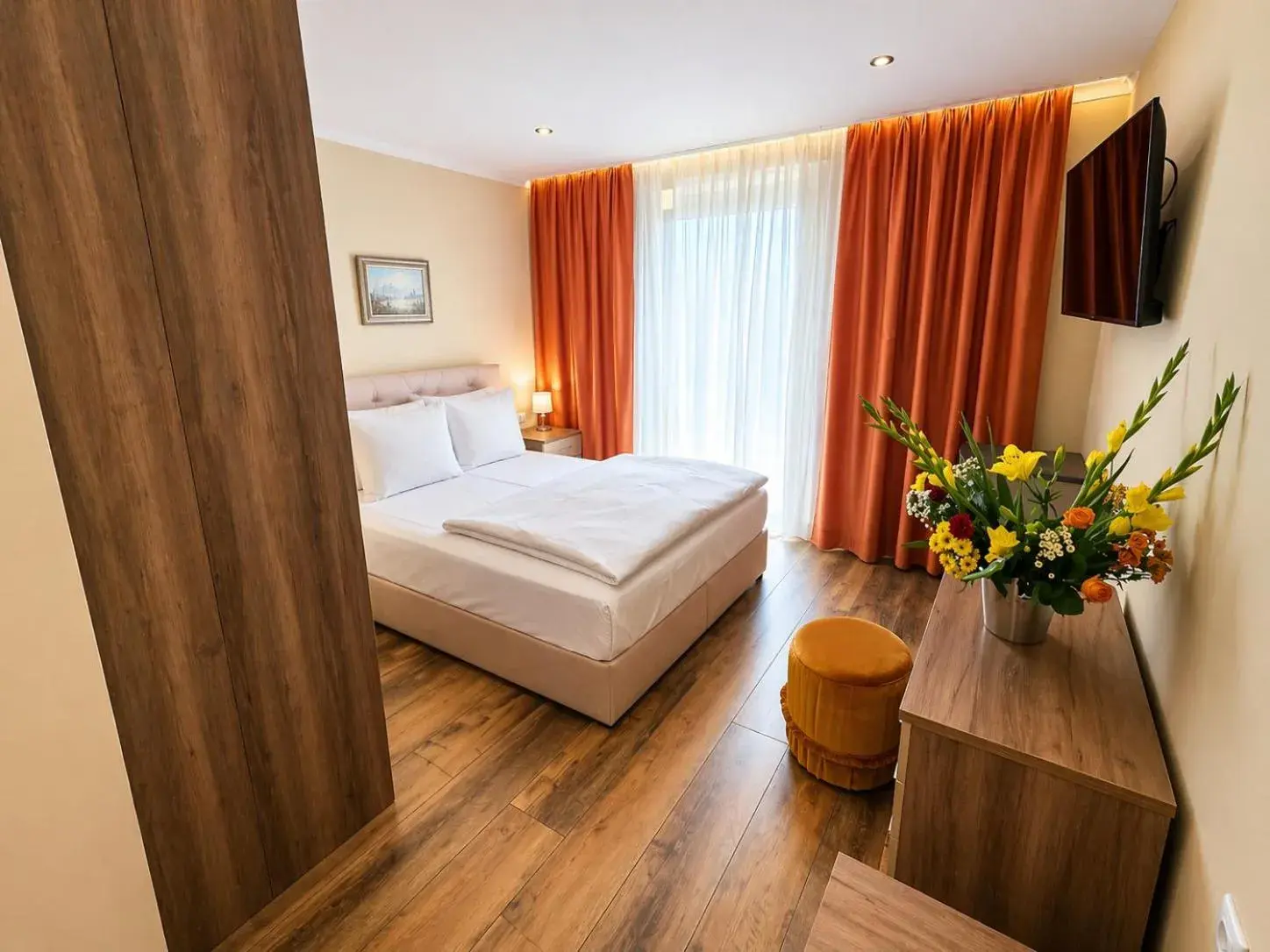 Double or Twin Room with Private Bathroom - single occupancy in Hotel Post Nürtingen Double or Twin Room with Private Bathroom - single occupancy in Hotel Post Nürtingen