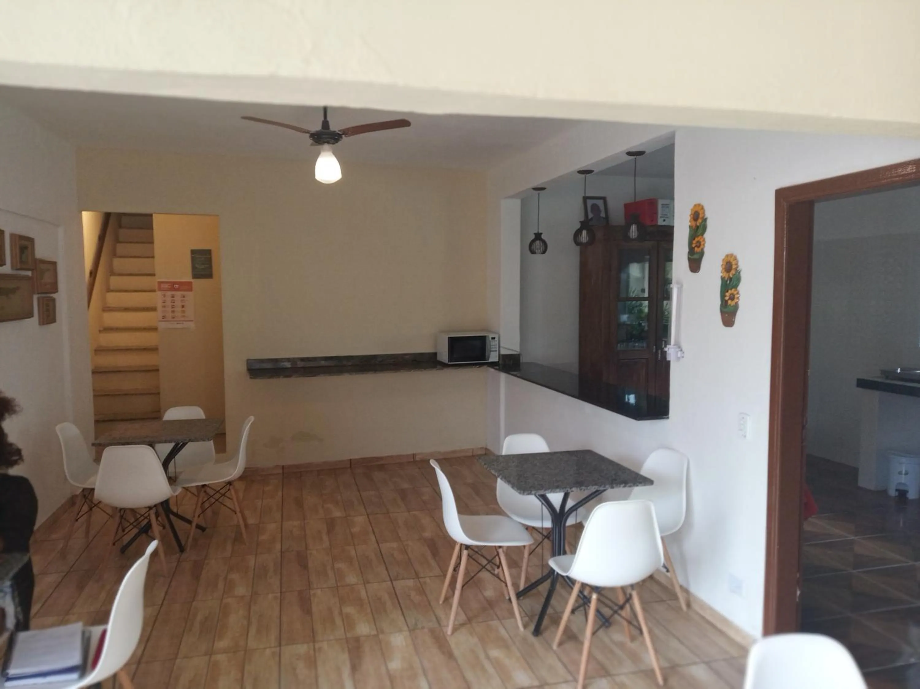 Dining area in VELINN Pousada Praia do Perequê