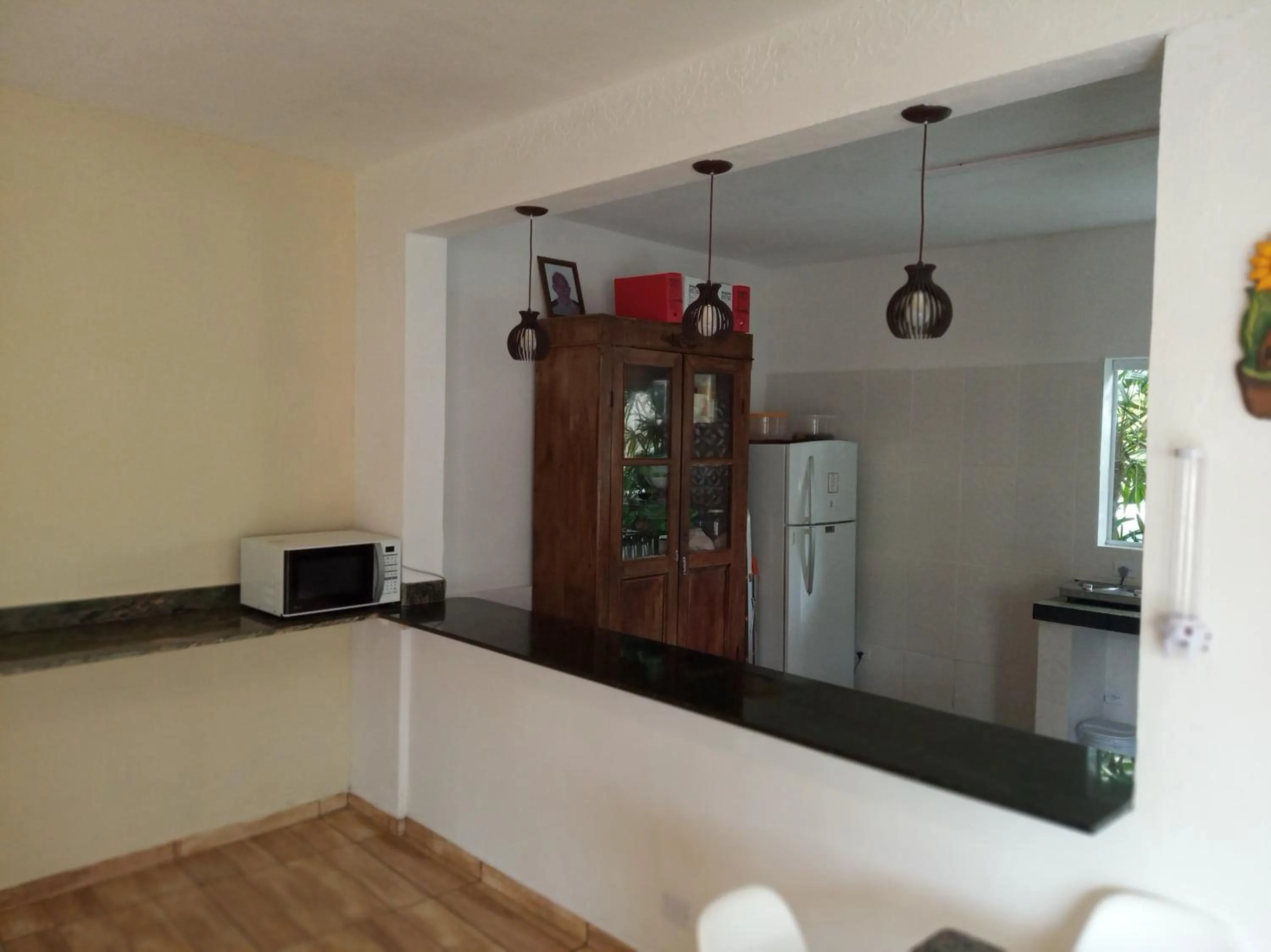 Restaurant/places to eat in VELINN Pousada Praia do Perequê