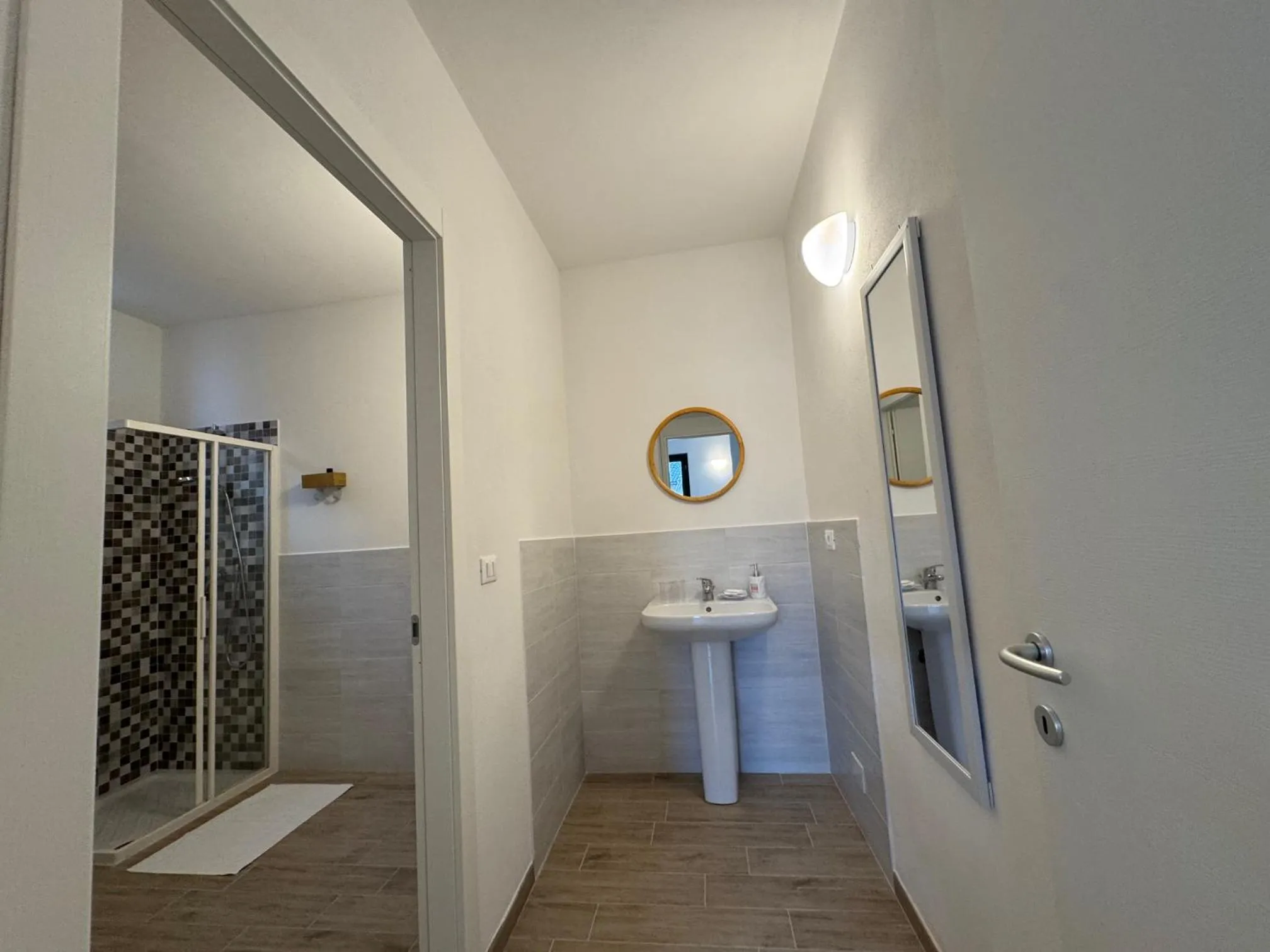 Bathroom in Albergo Tenco by Bottega