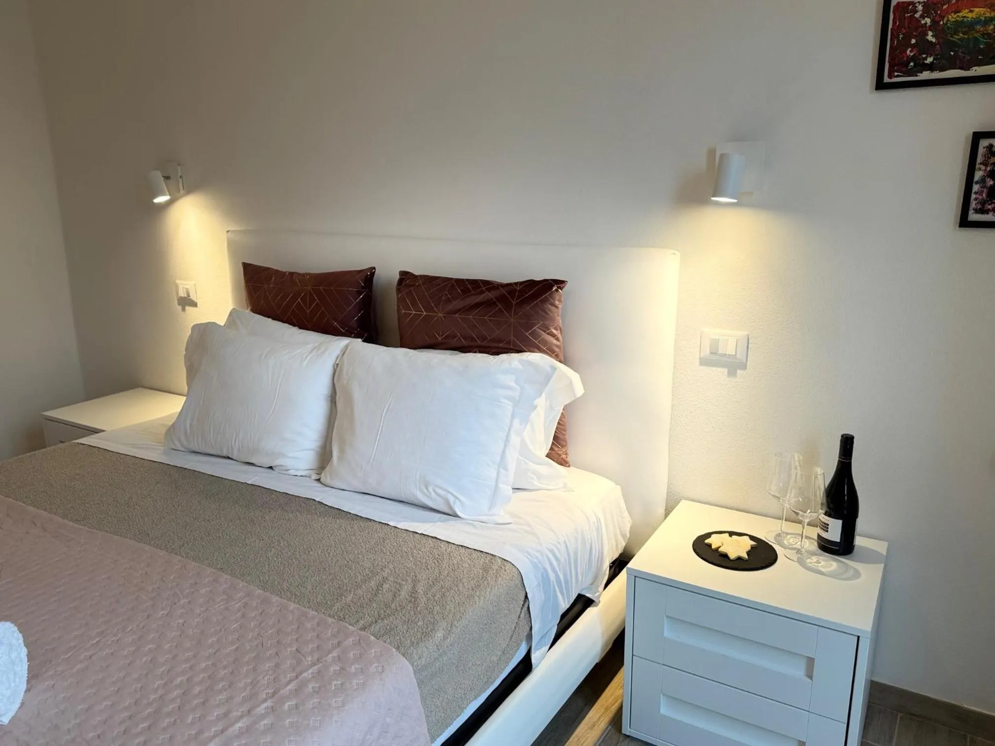 Photo of the whole room, Bed in Albergo Tenco by Bottega