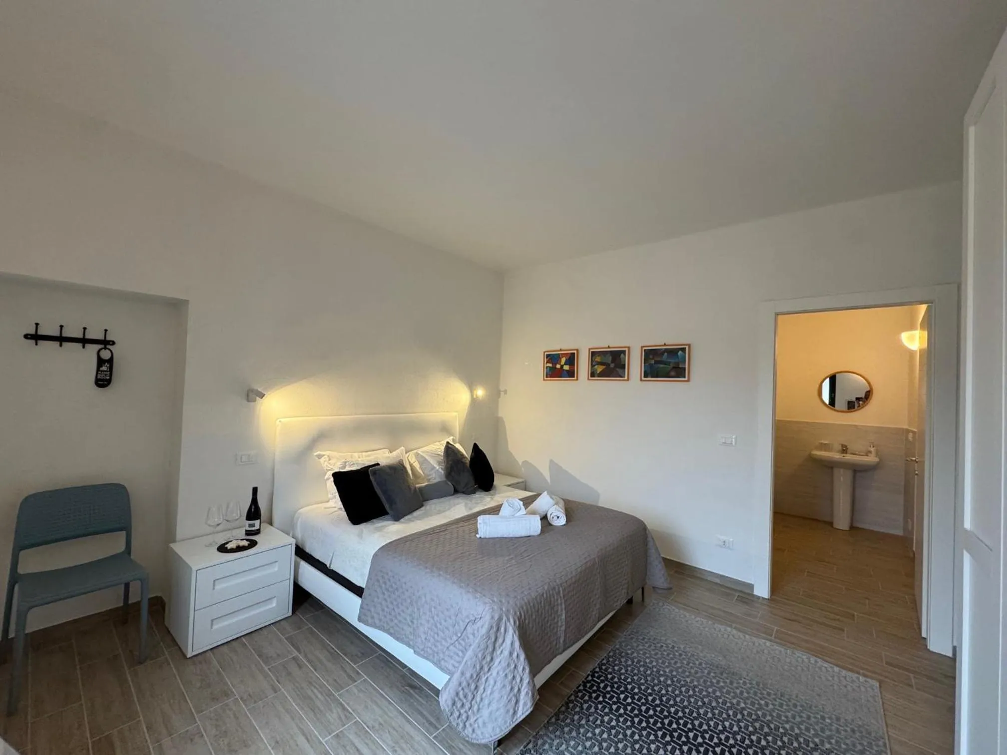 Photo of the whole room, Bed in Albergo Tenco by Bottega