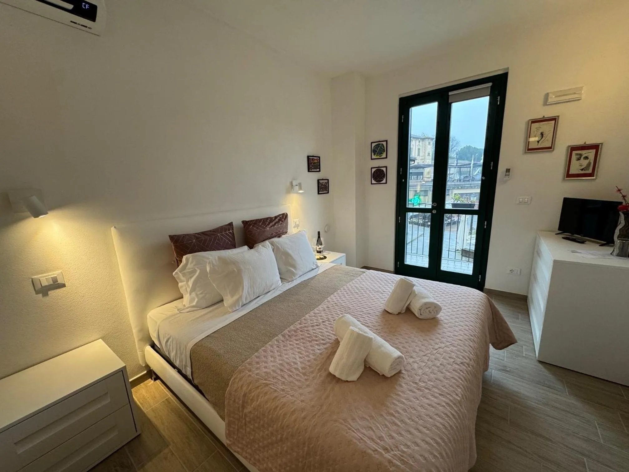 Bed in Albergo Tenco by Bottega