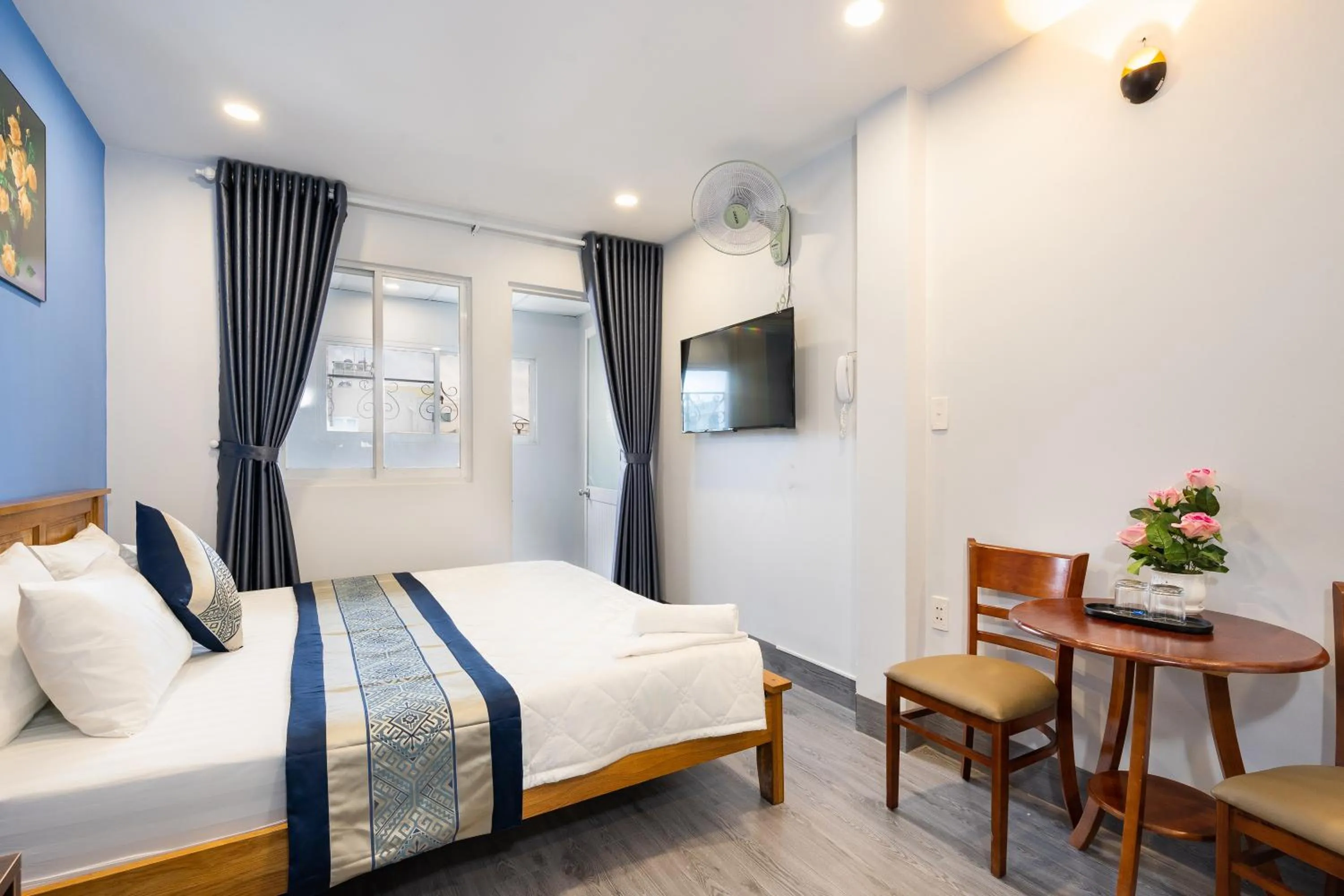 Bed in Green Airport Hotel