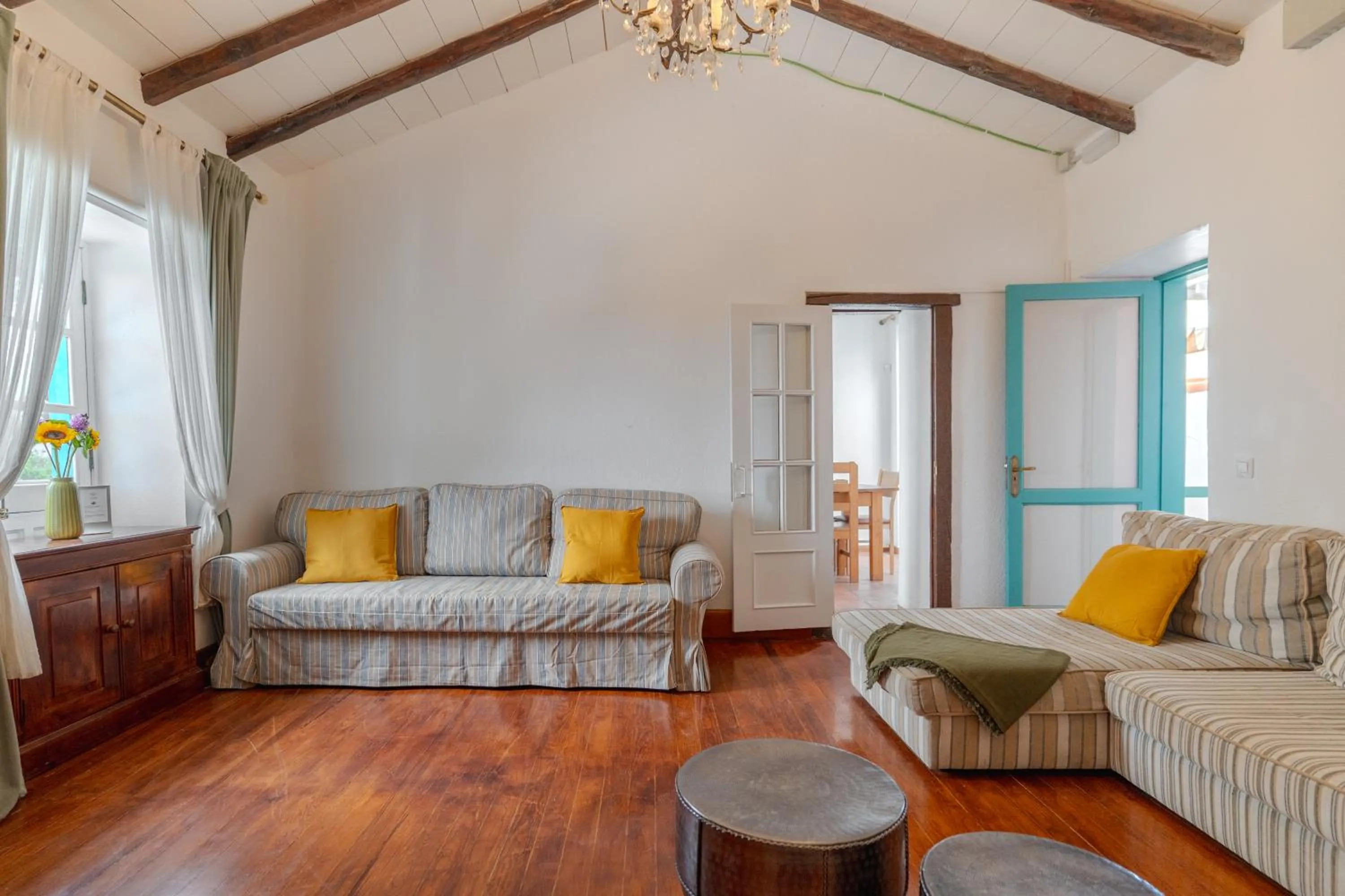 Living room in Jardines de Tamaide