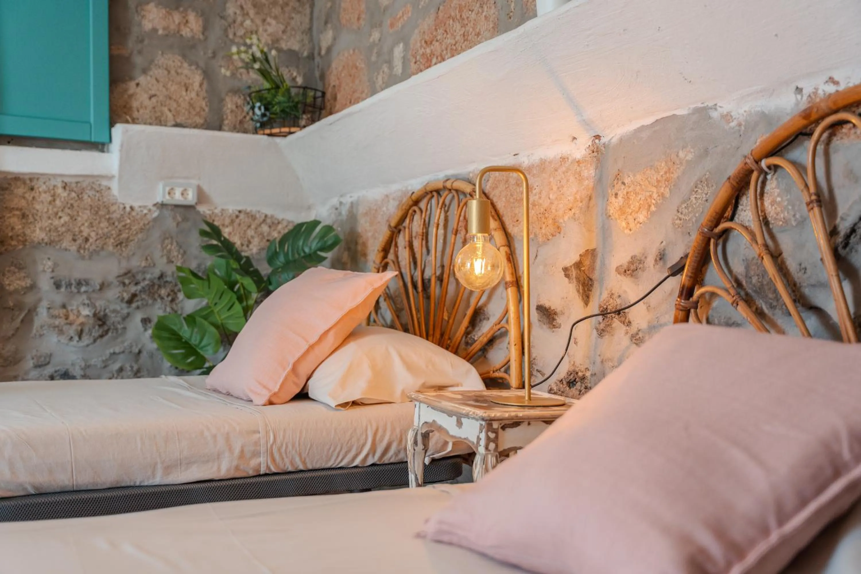 Bed in Jardines de Tamaide