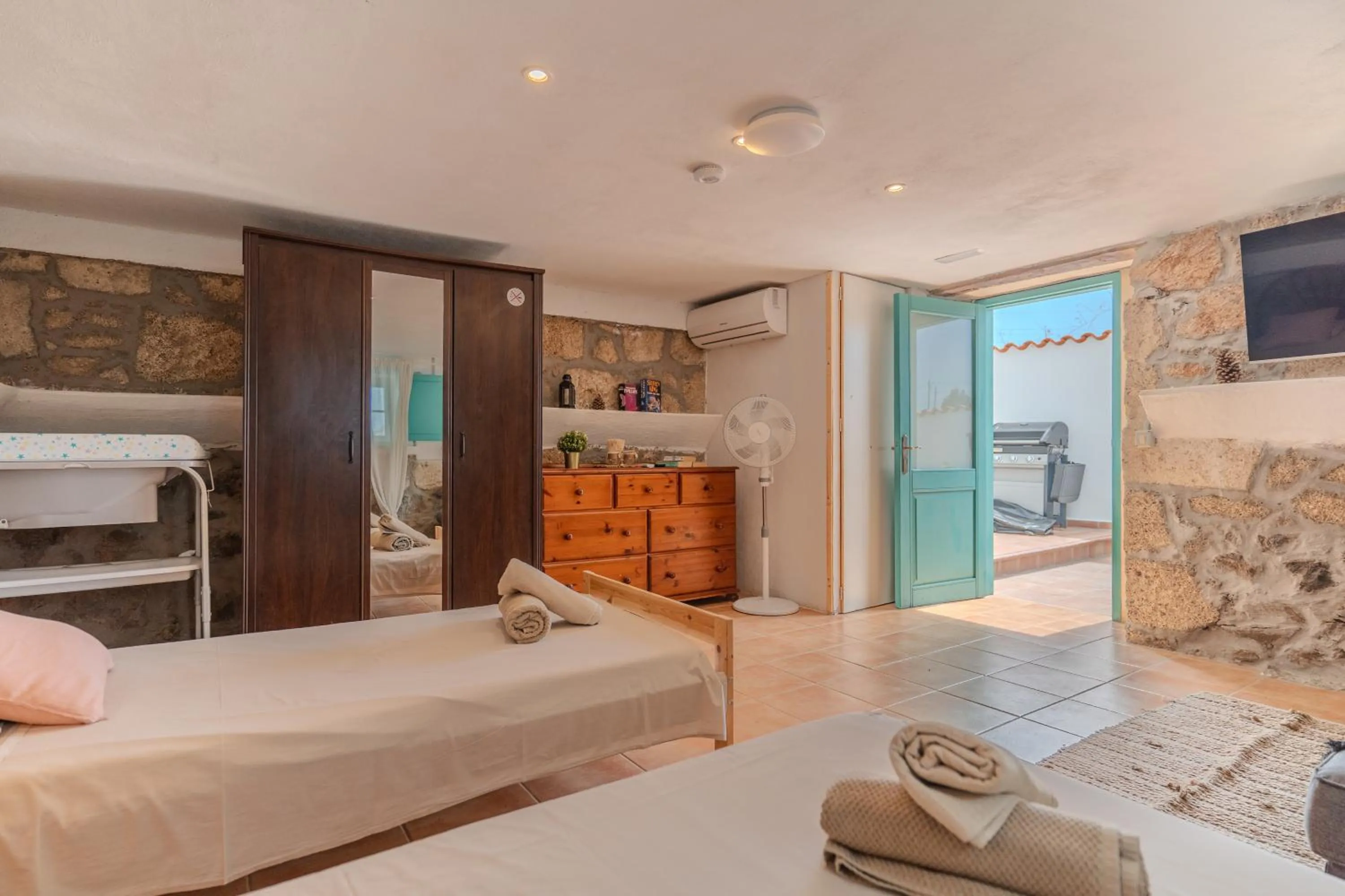 TV and multimedia, Bed in Jardines de Tamaide