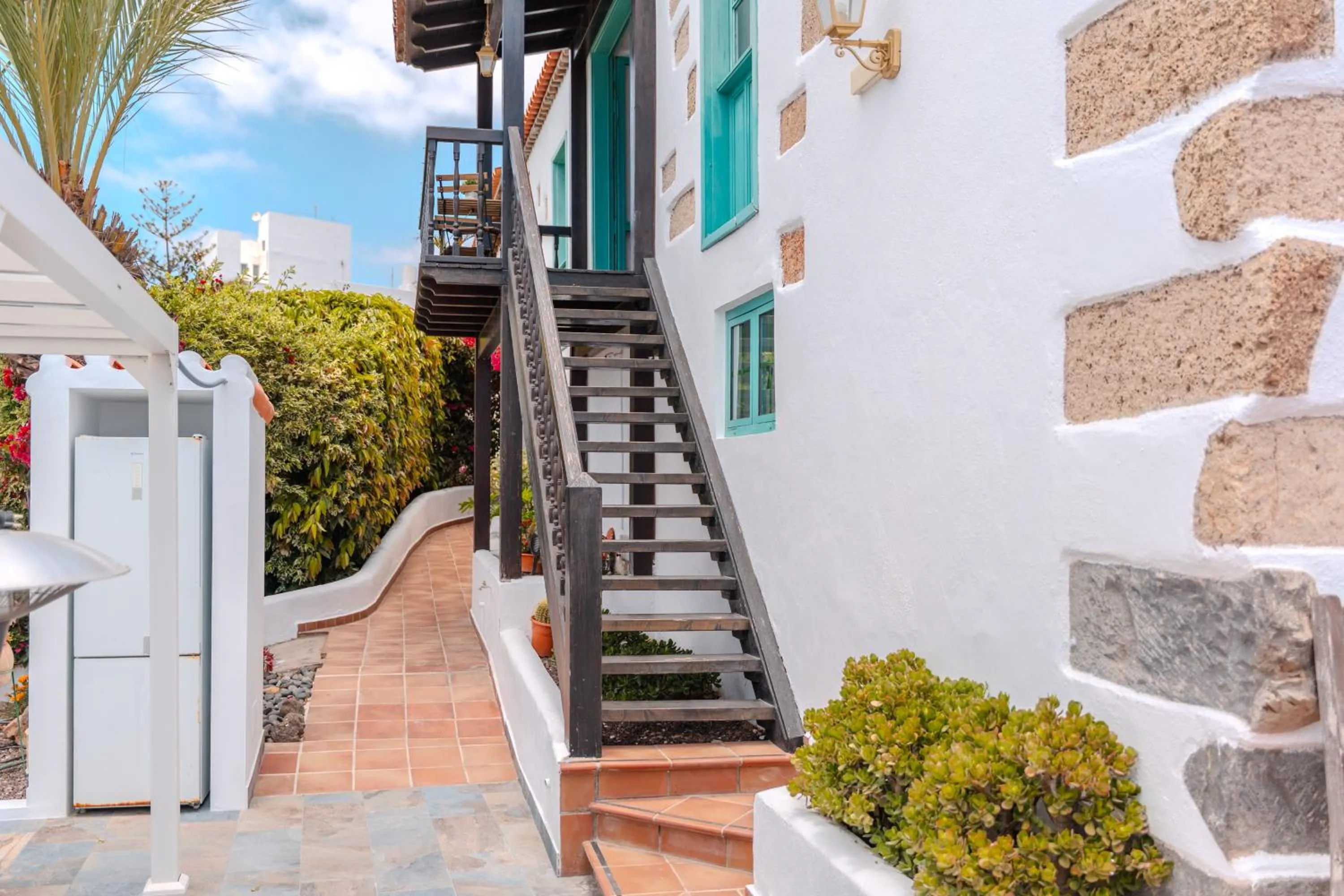 Property building in Jardines de Tamaide