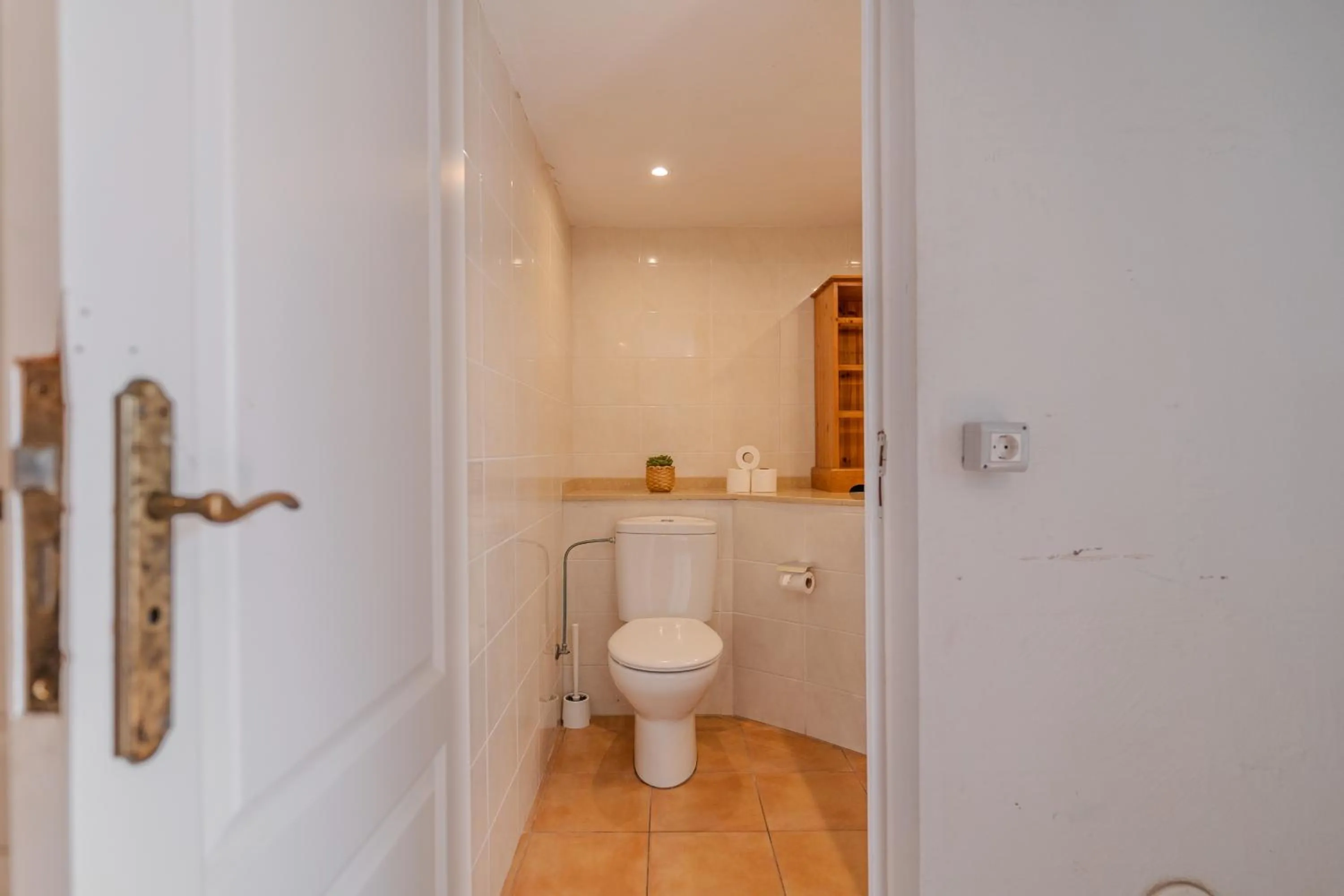 Toilet in Jardines de Tamaide