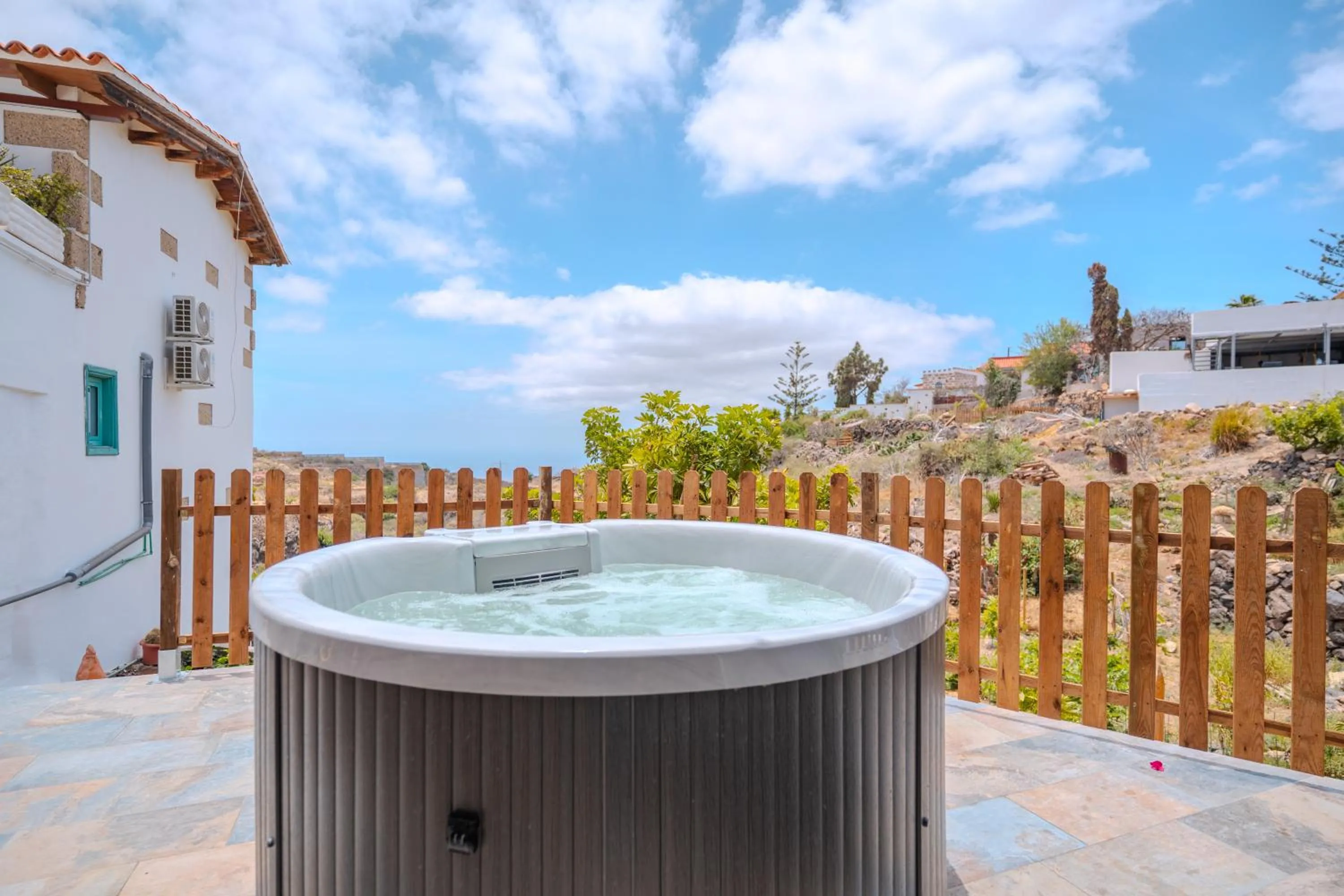 Hot Tub in Jardines de Tamaide