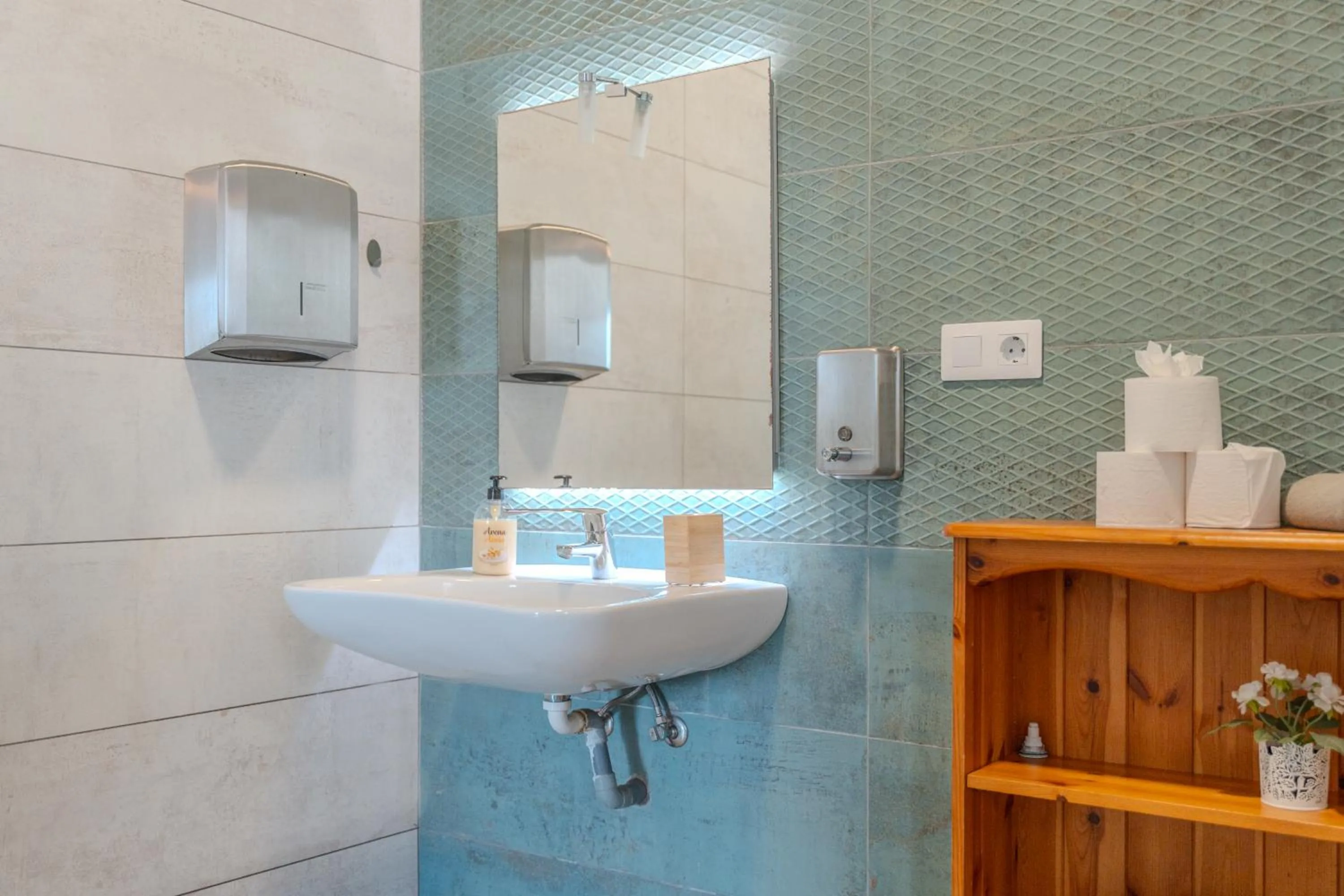 Bathroom in Jardines de Tamaide