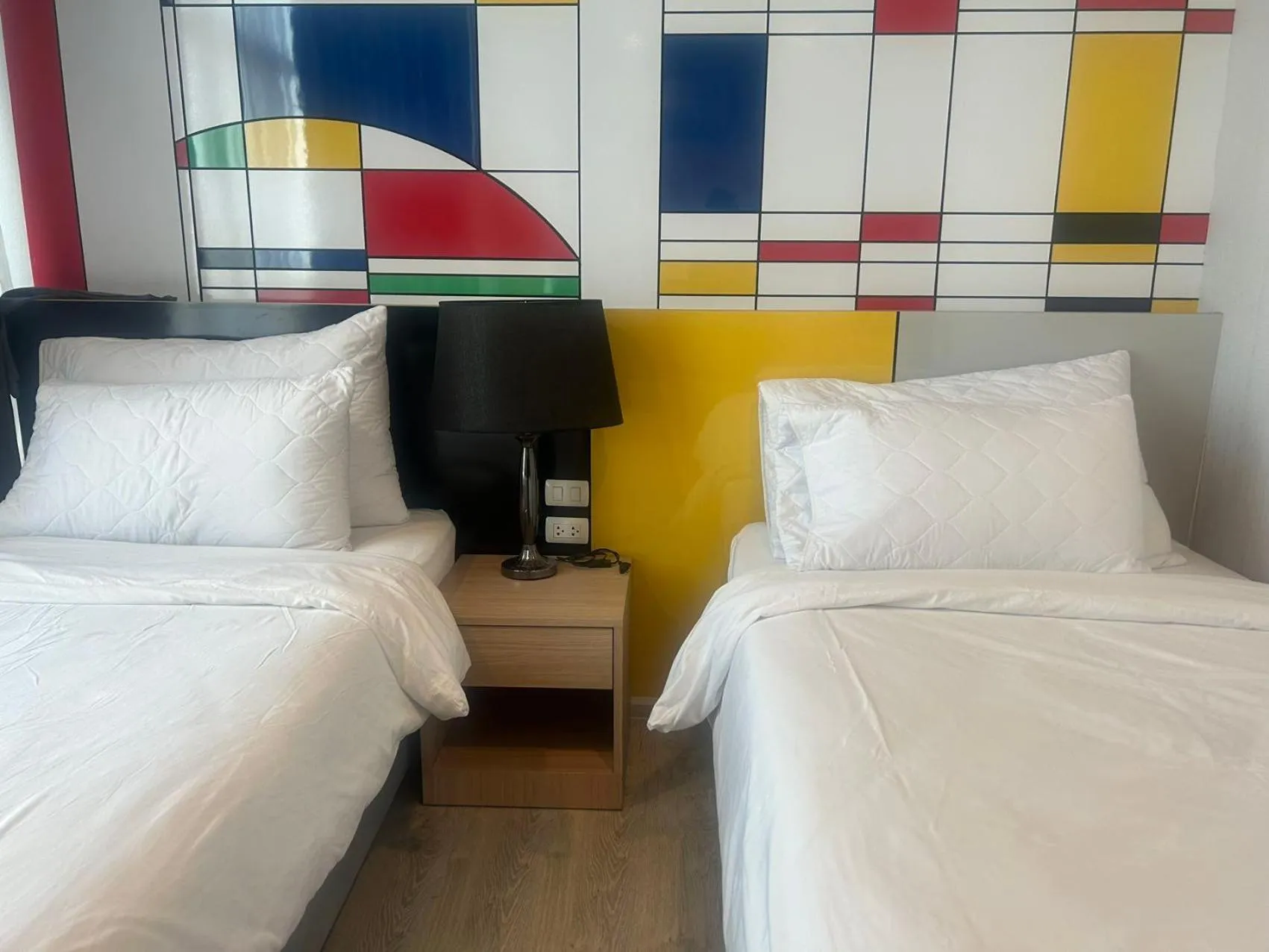 Bedroom, Bed in The Grand Jomtien Condo