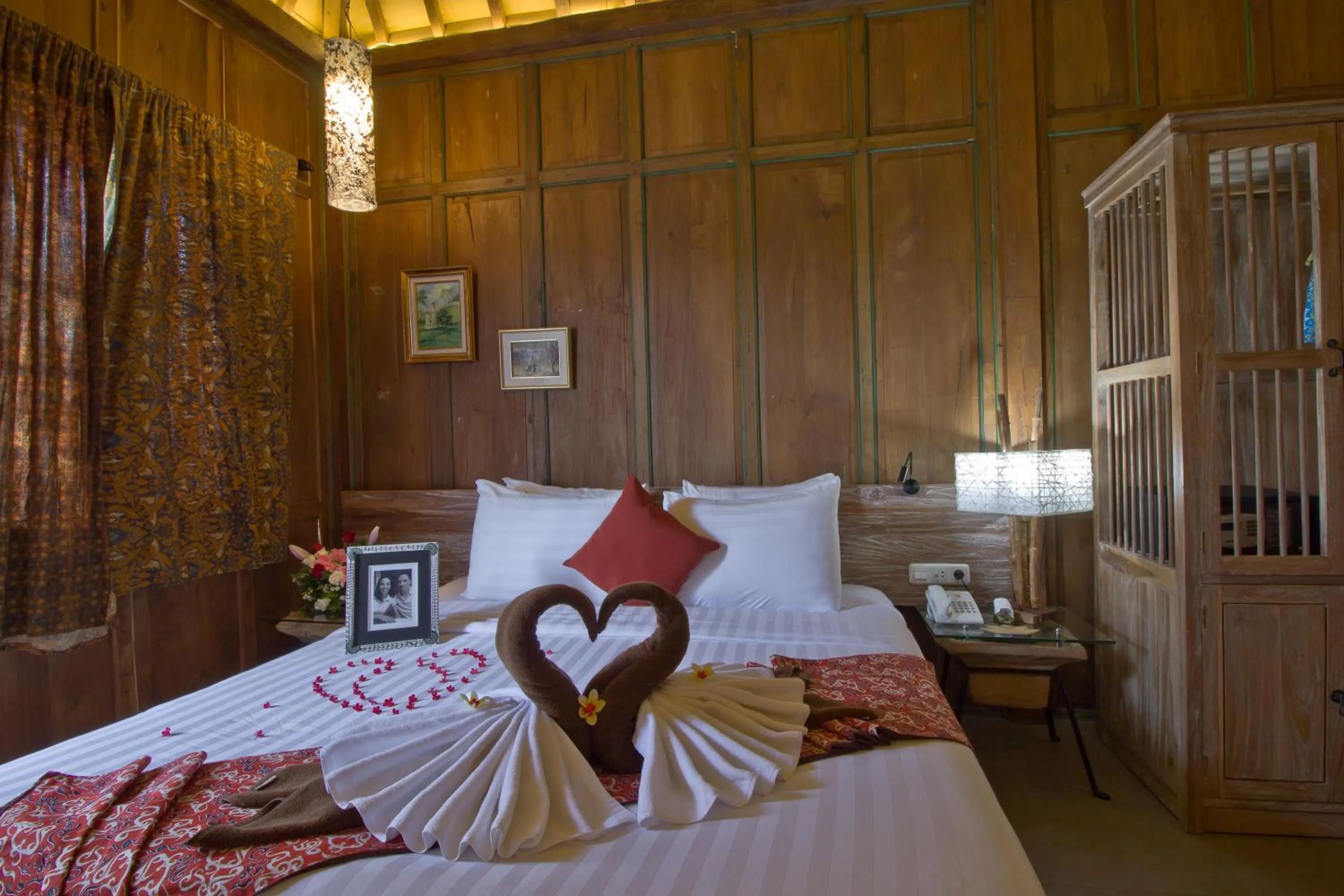 Bed in Amata Borobudur Resort