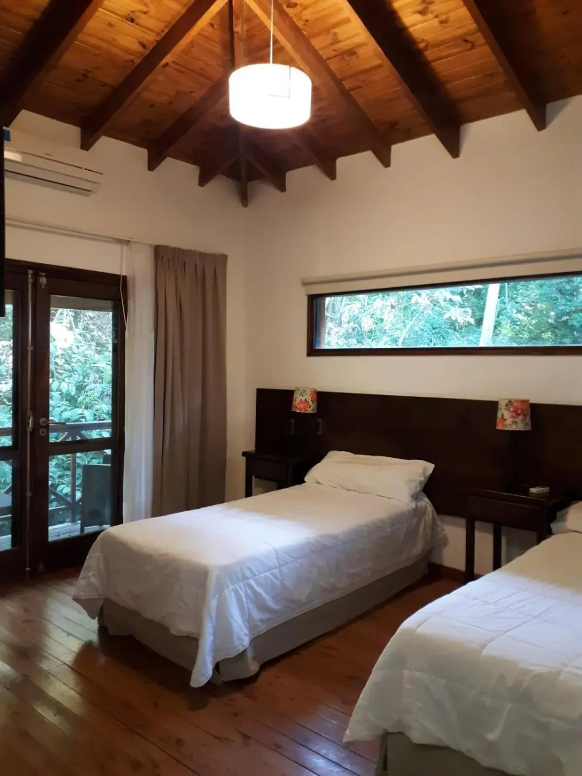 Twin Room in Selva de Laurel Twin Room in Selva de Laurel