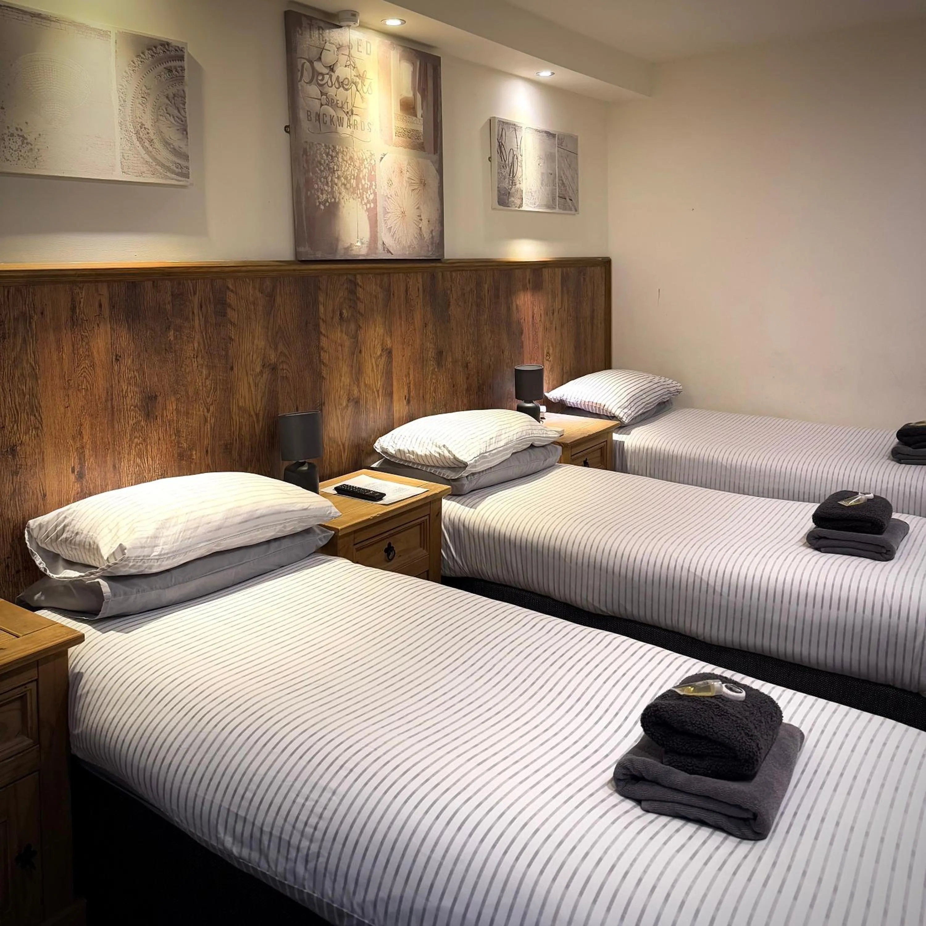 Photo of the whole room, Bed in Riverside Hotel