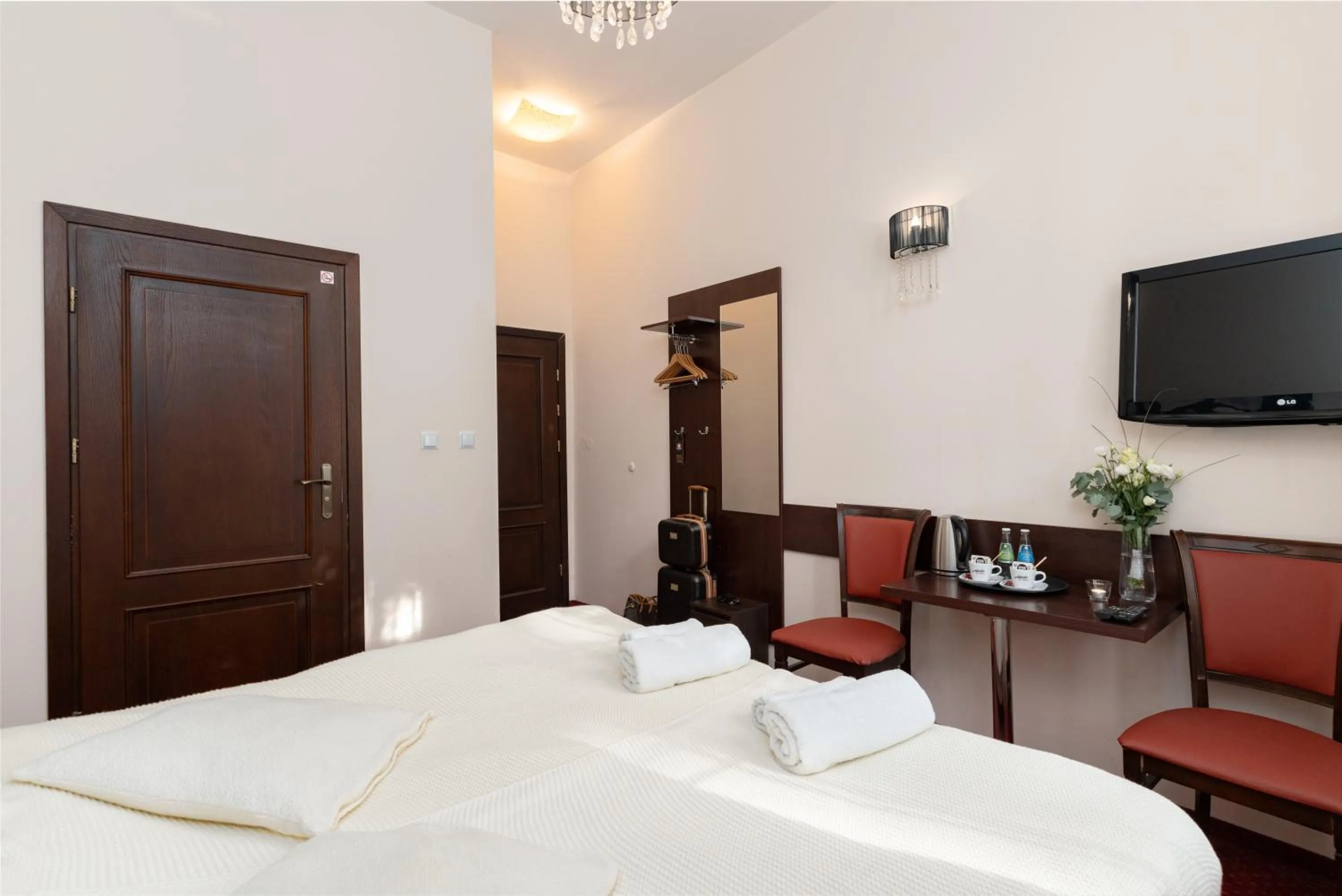 Bed in Modlin Palace