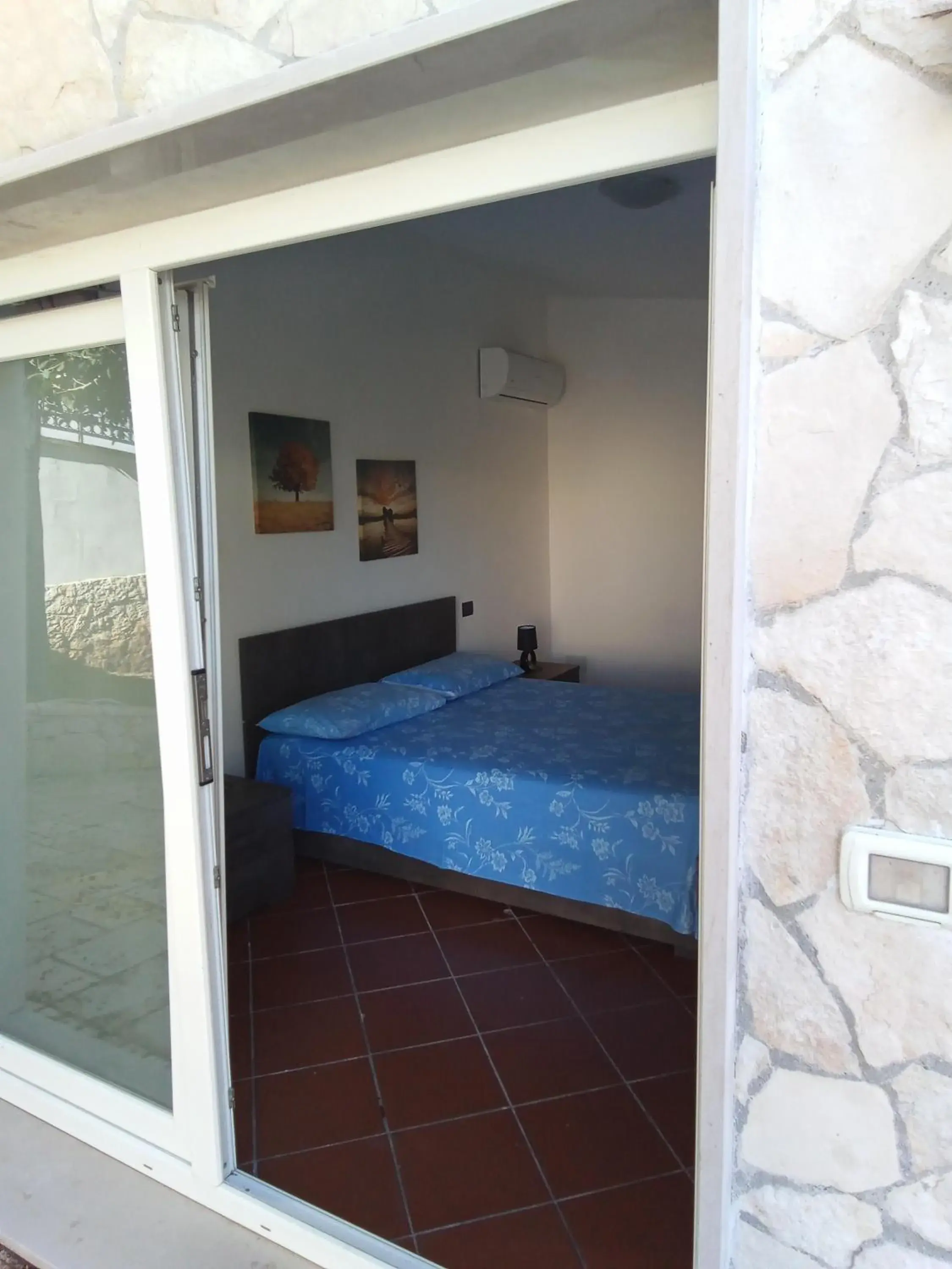 Apartment with Garden View in Rescio's Rooms Apartment with Garden View in Rescio's Rooms