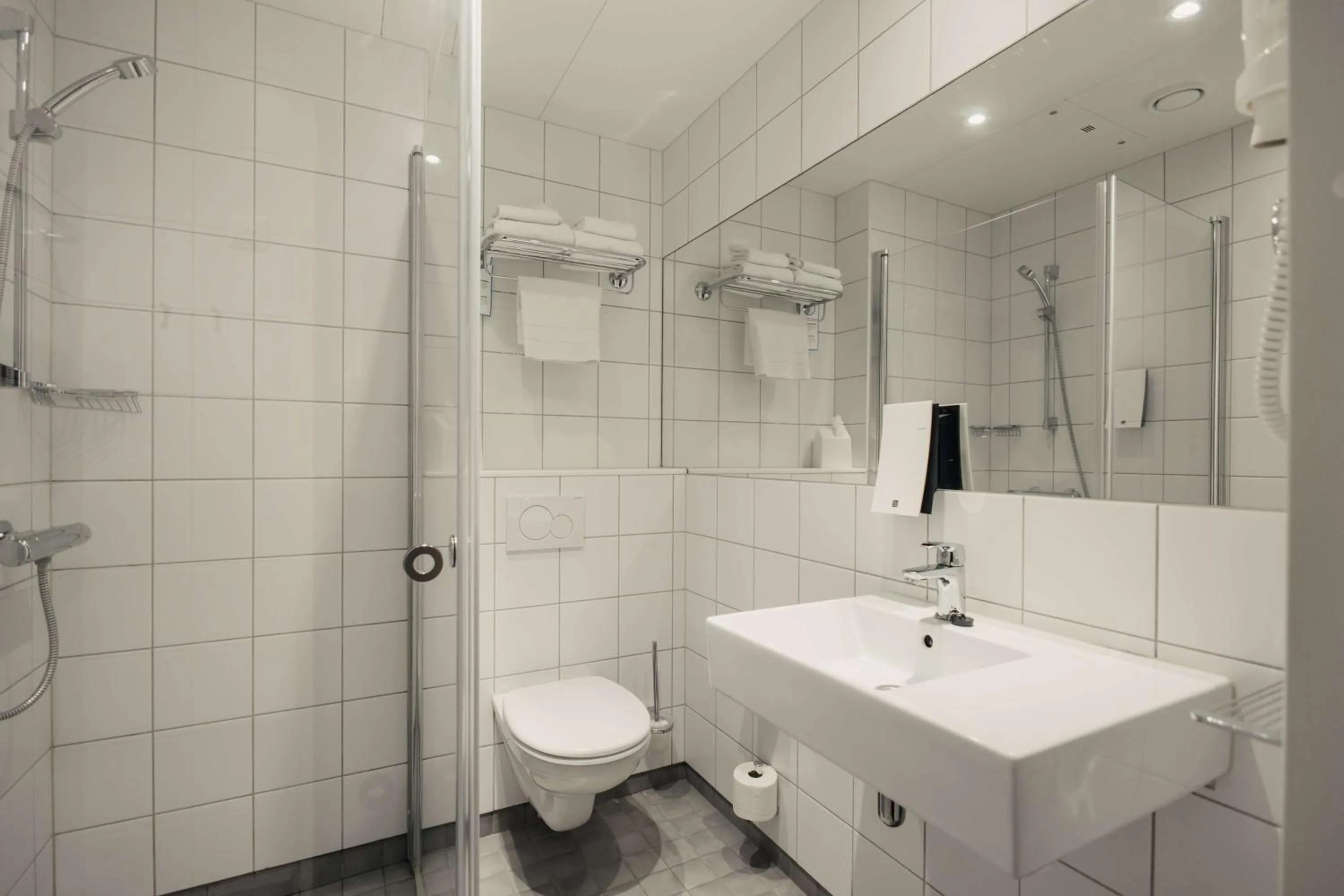 Bathroom in Best Western Malmo Arena Hotel
