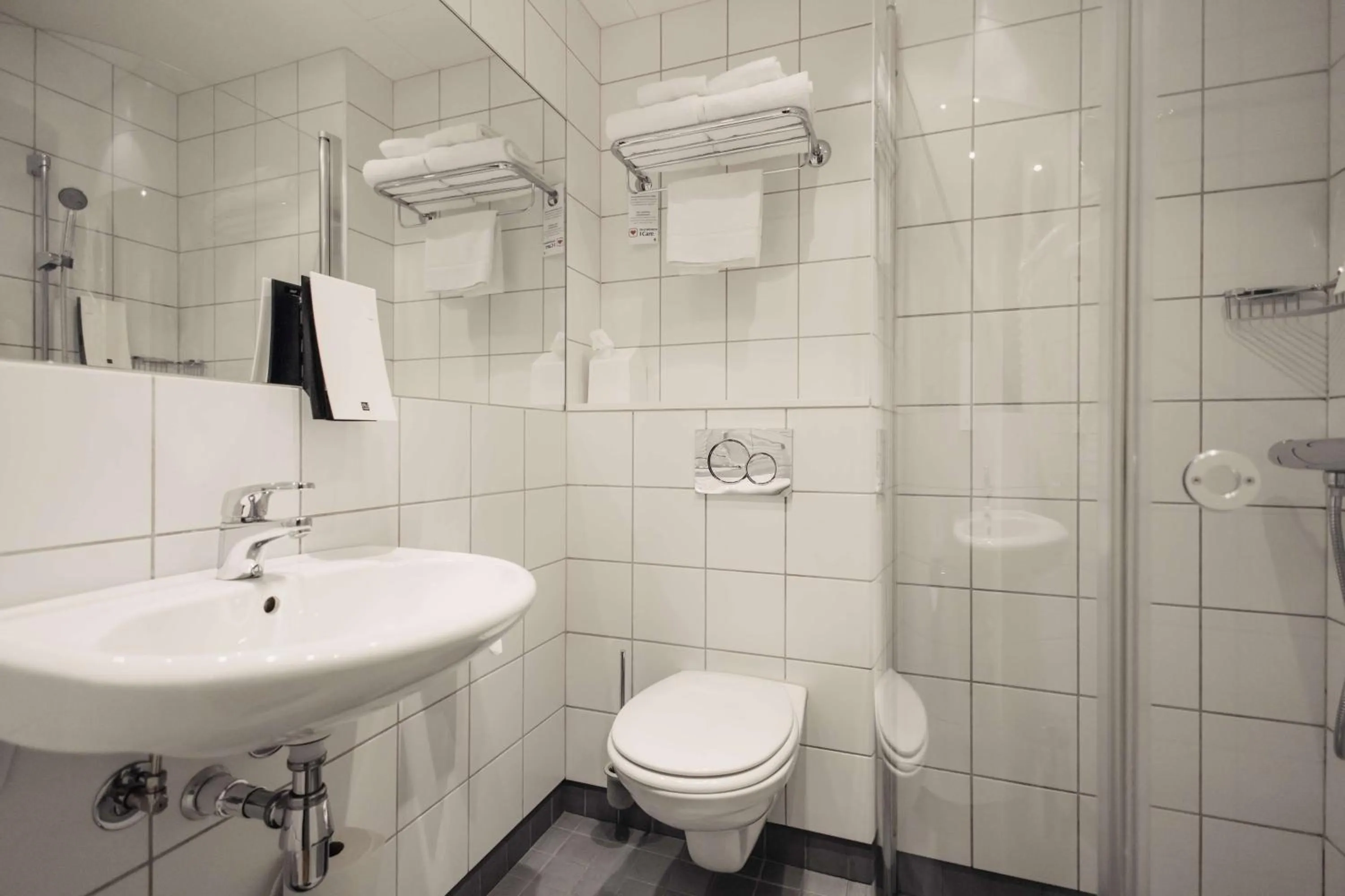Bathroom in Best Western Malmo Arena Hotel