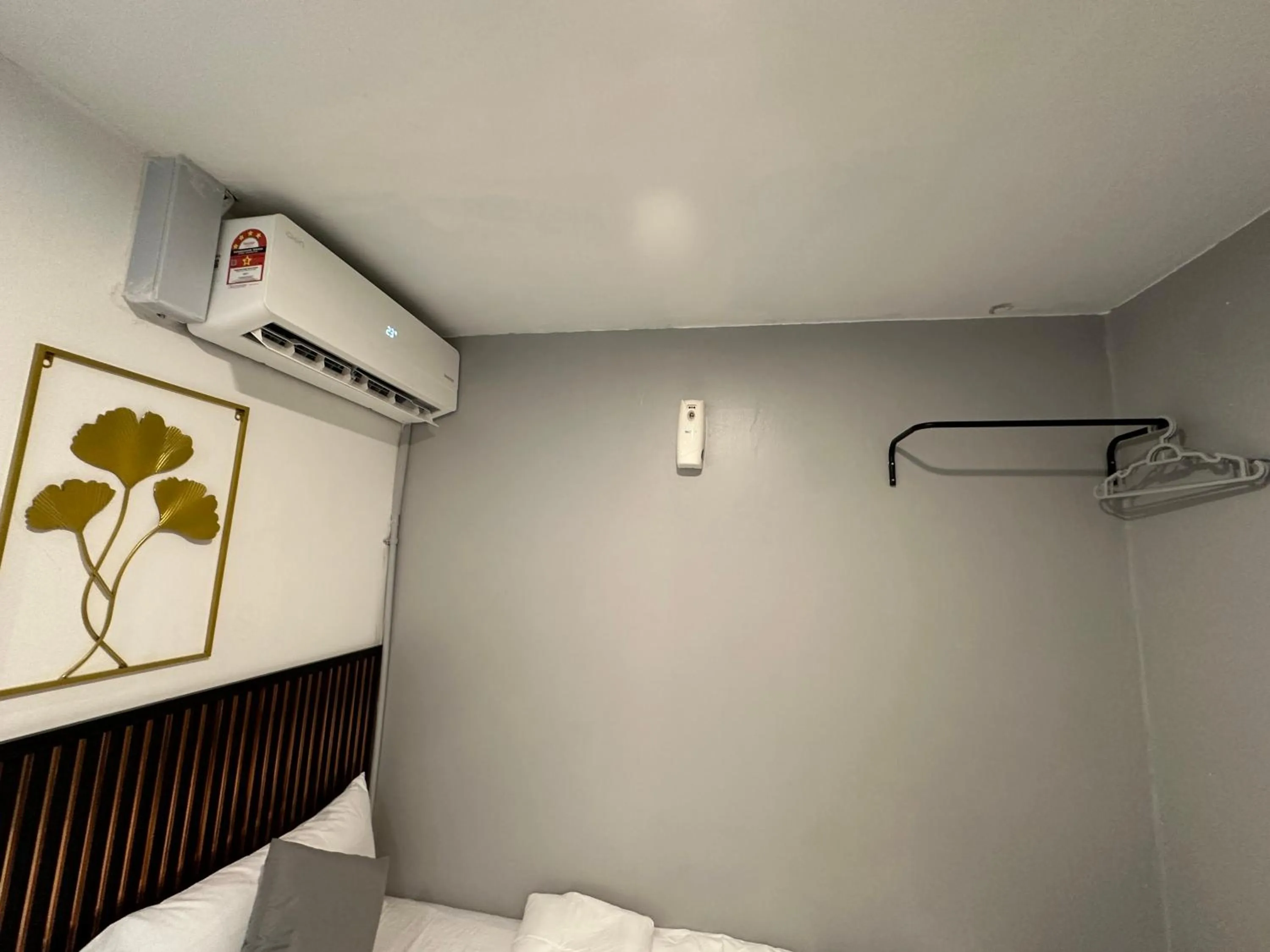 air conditioner in SS Grey House