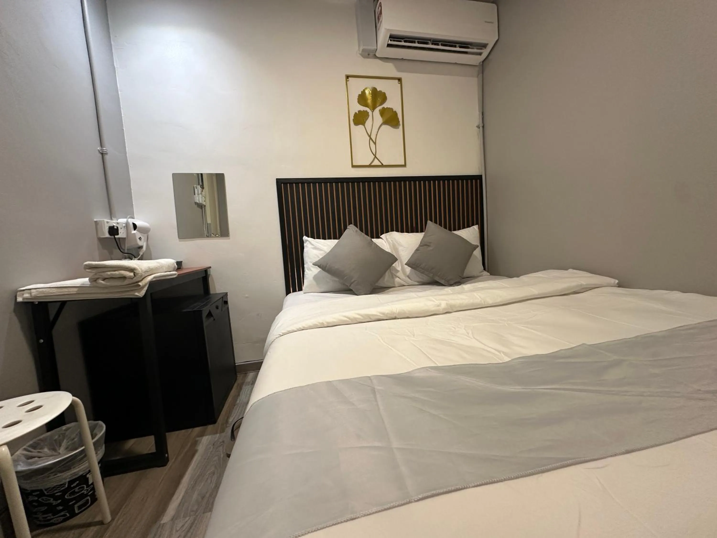 Bed in SS Grey House