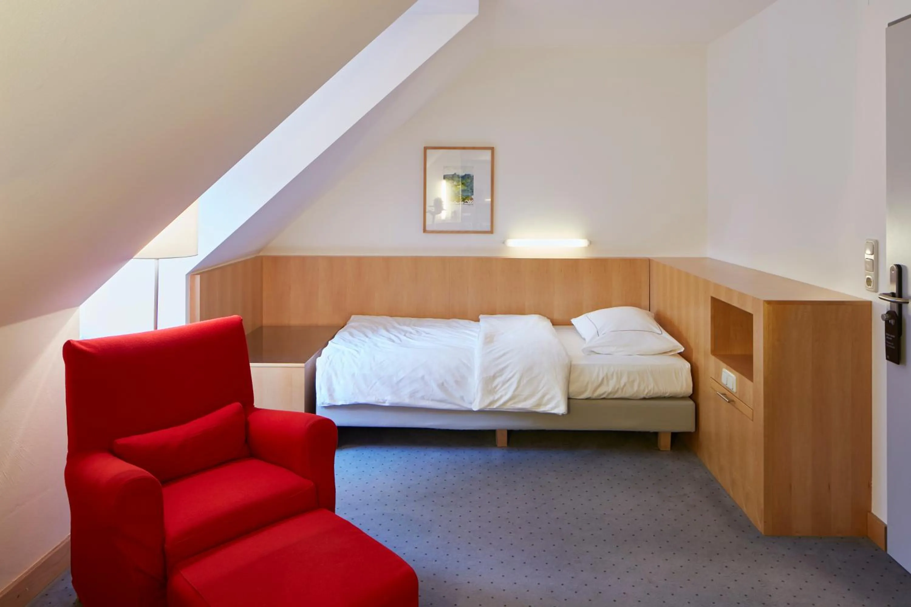 Photo of the whole room, Bed in Schloss Hohenkammer