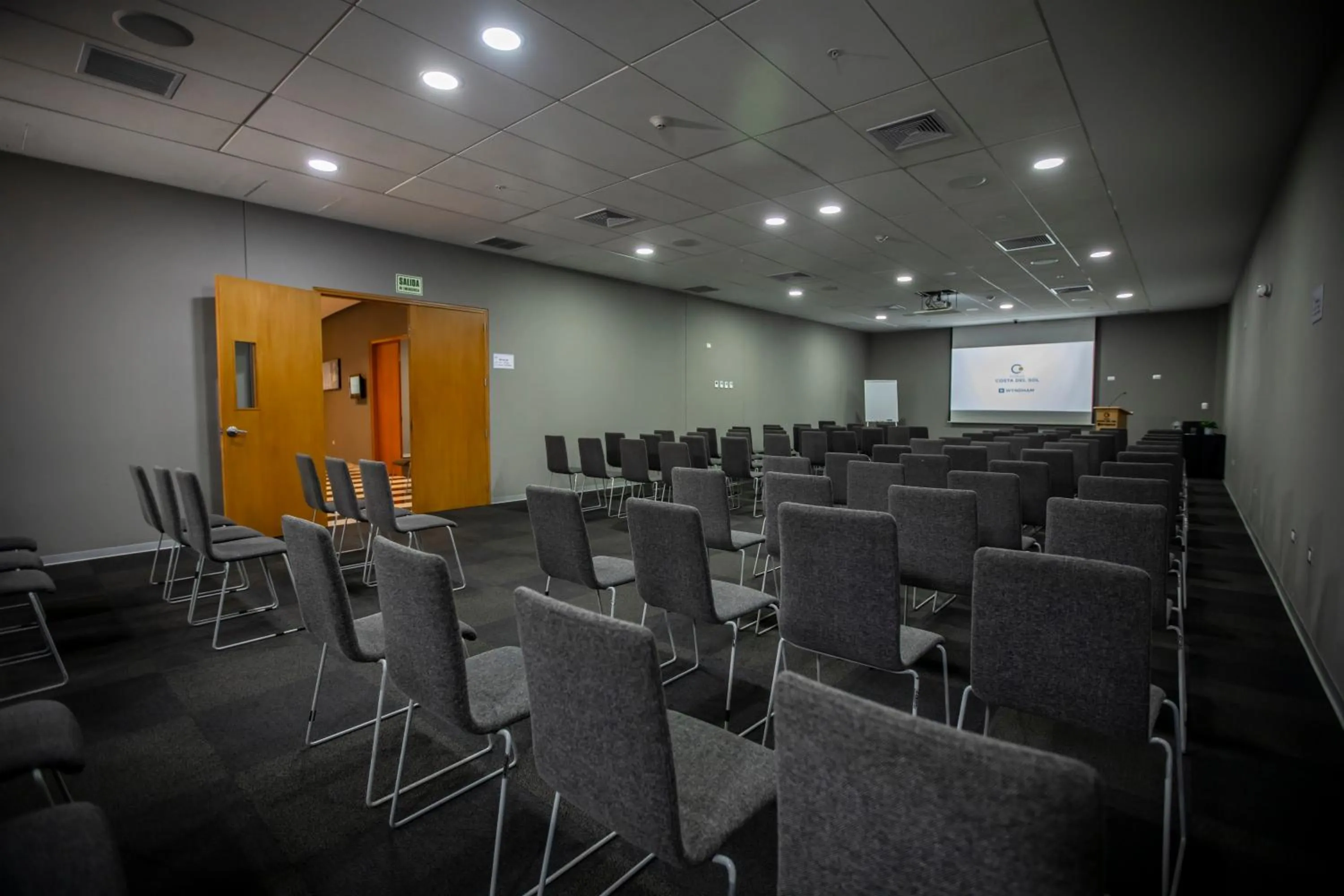 Bedroom in Wyndham Costa del Sol Lima City