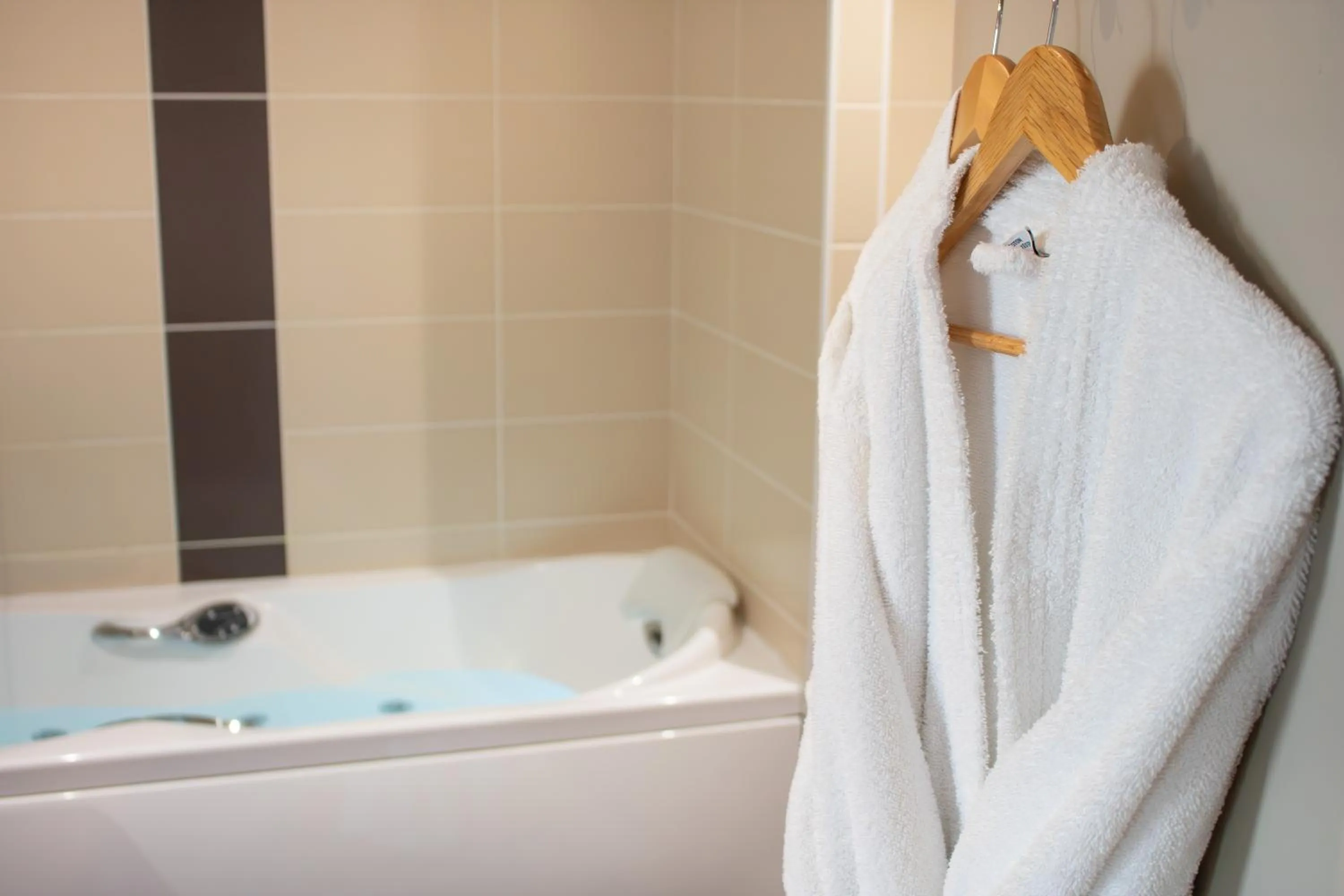 Bedroom in Brit Hotel Dieppe