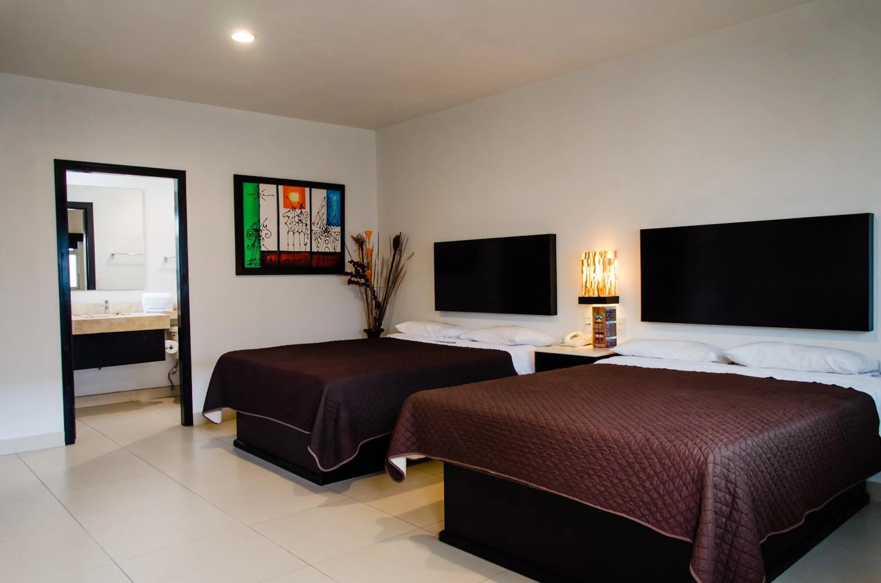 Photo of the whole room, Bed in Hotel Velario