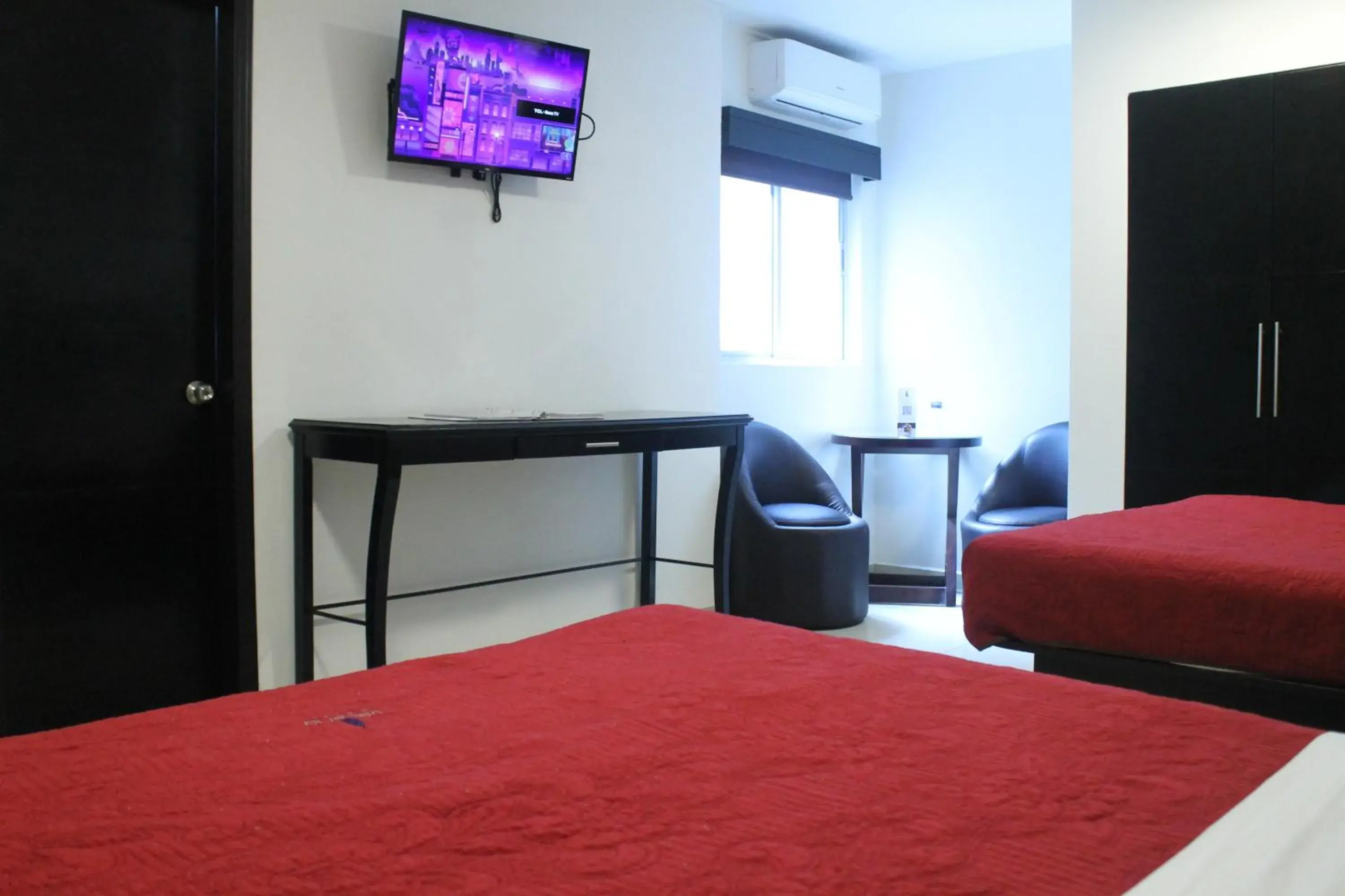 TV and multimedia, Bed in Hotel Velario TV and multimedia, Bed in Hotel Velario