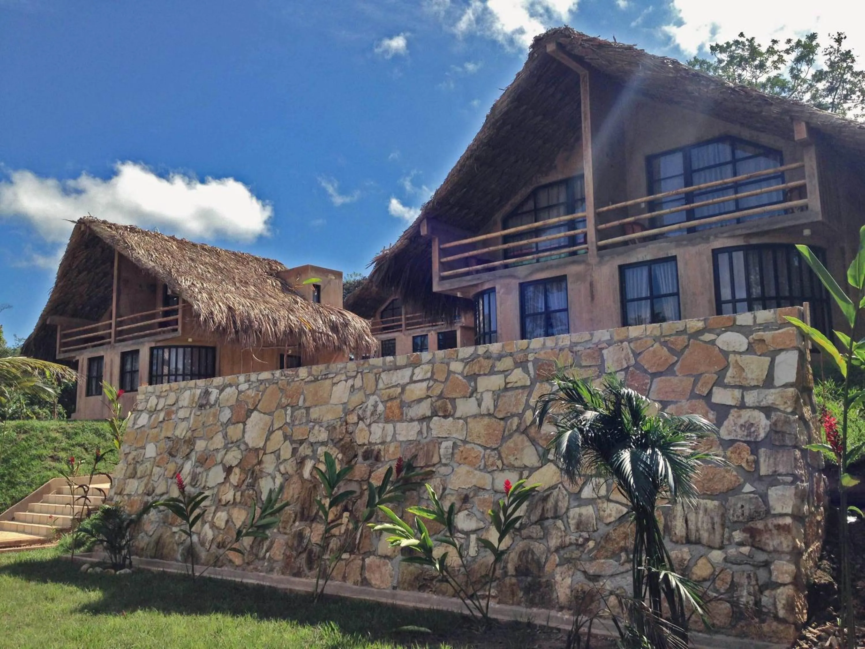 Photo of the whole room in AXKAN PALENQUE, ALBERCAS, GASTRONOMIA MAR y TIERRA & TRAVEL AGENCY