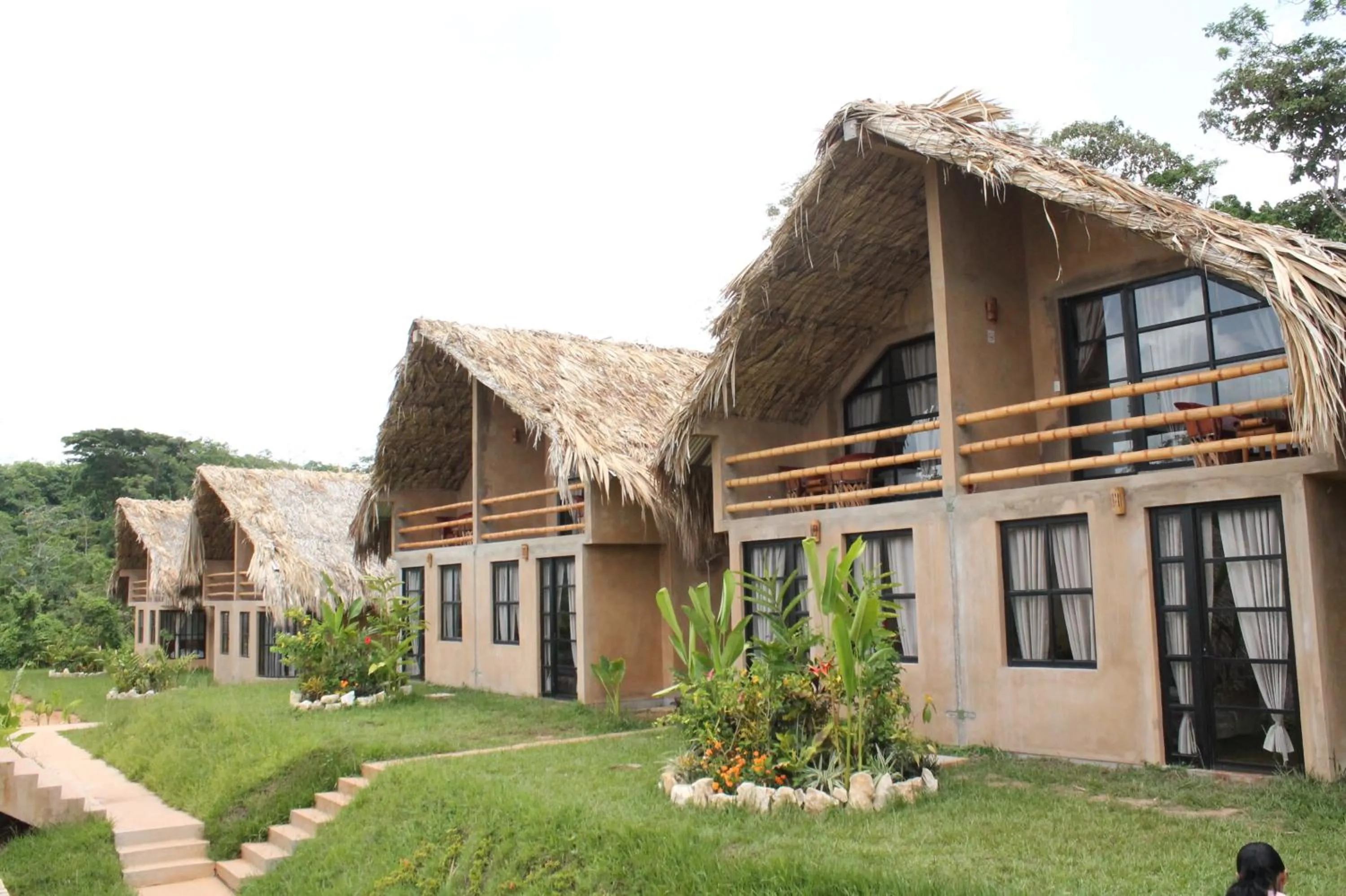 Property building in AXKAN PALENQUE, ALBERCAS, GASTRONOMIA MAR y TIERRA & TRAVEL AGENCY