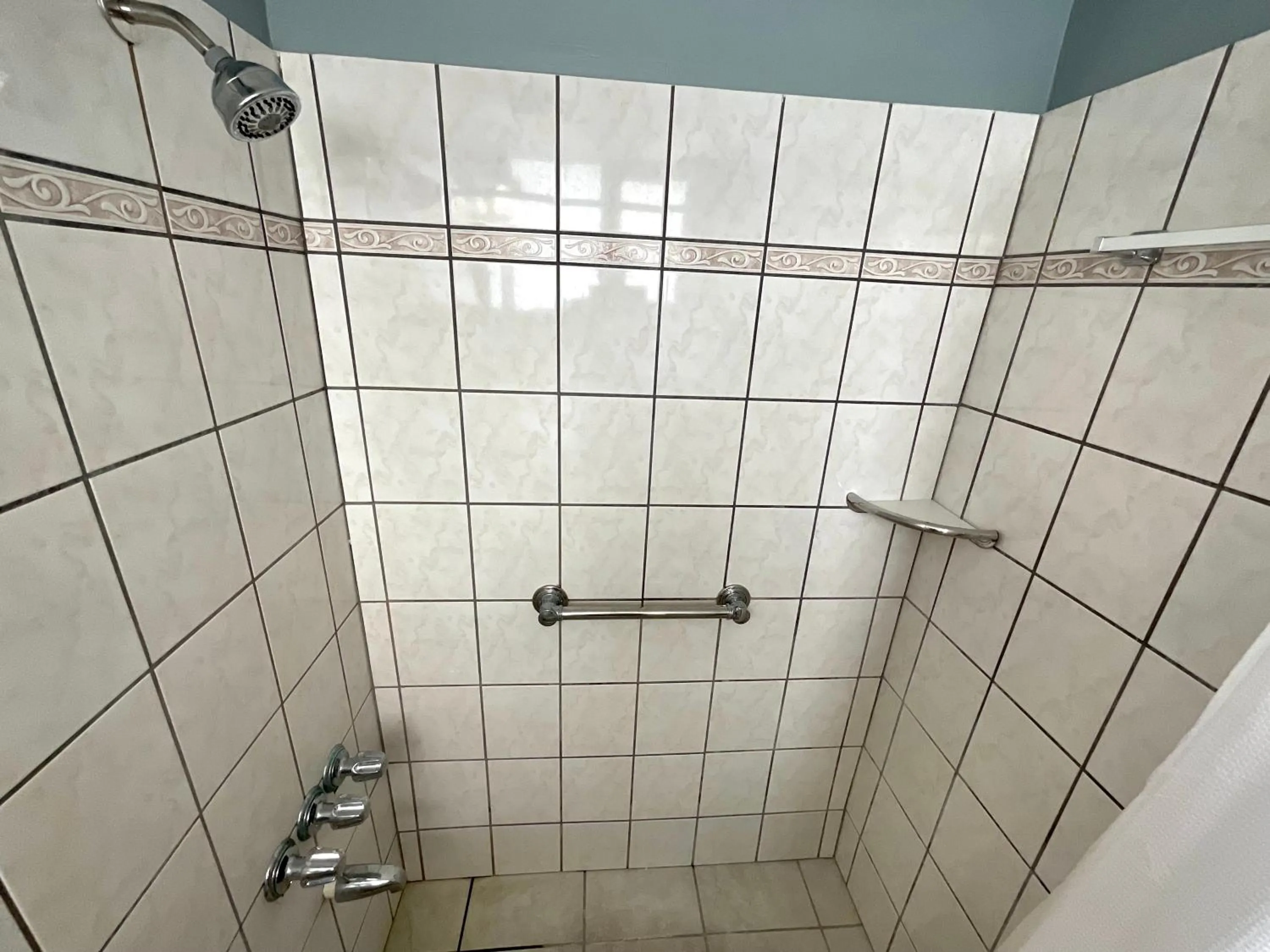 Shower in The Frederiksted Hotel