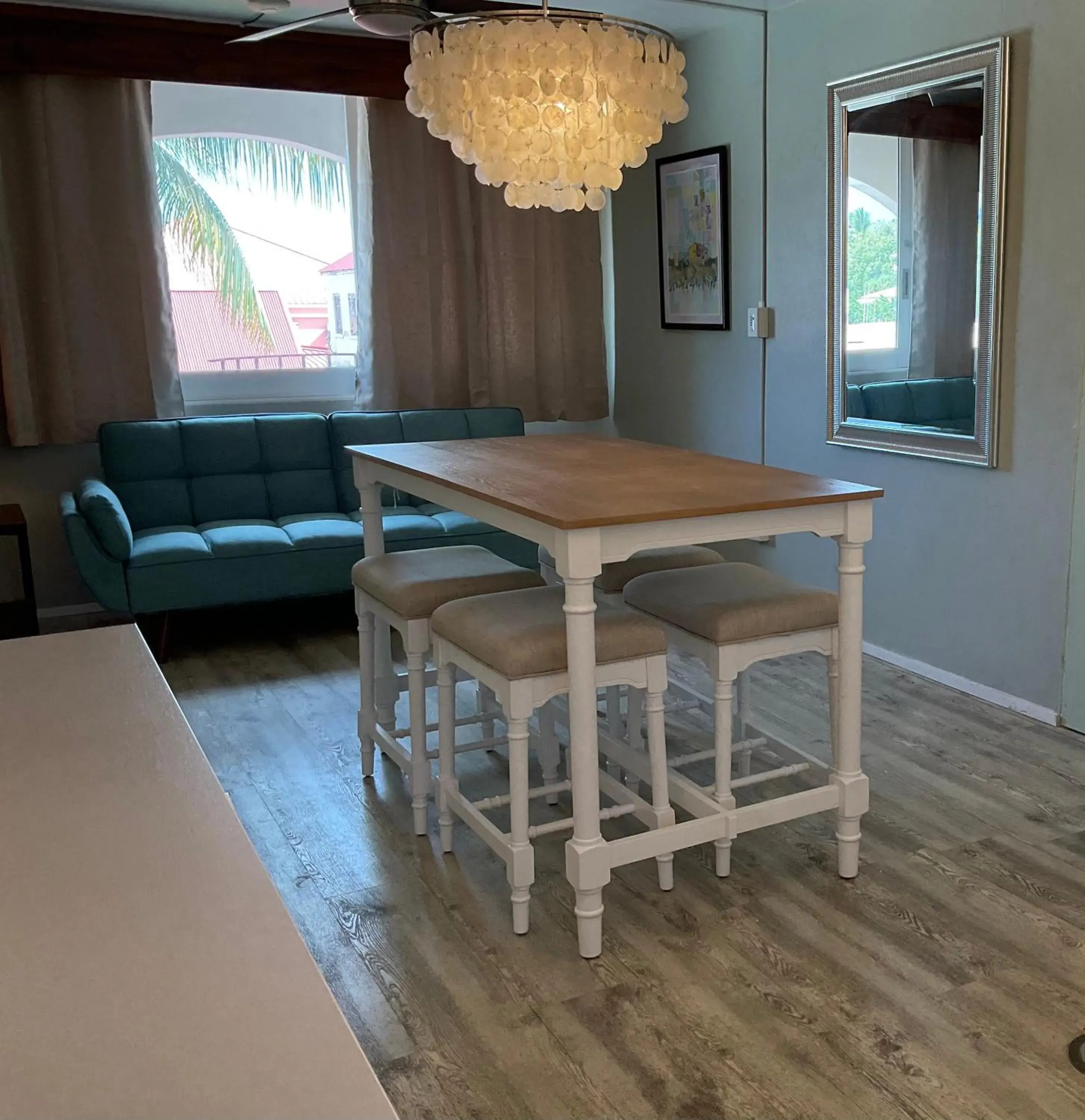 Deluxe King Suite in The Frederiksted Hotel Deluxe King Suite in The Frederiksted Hotel