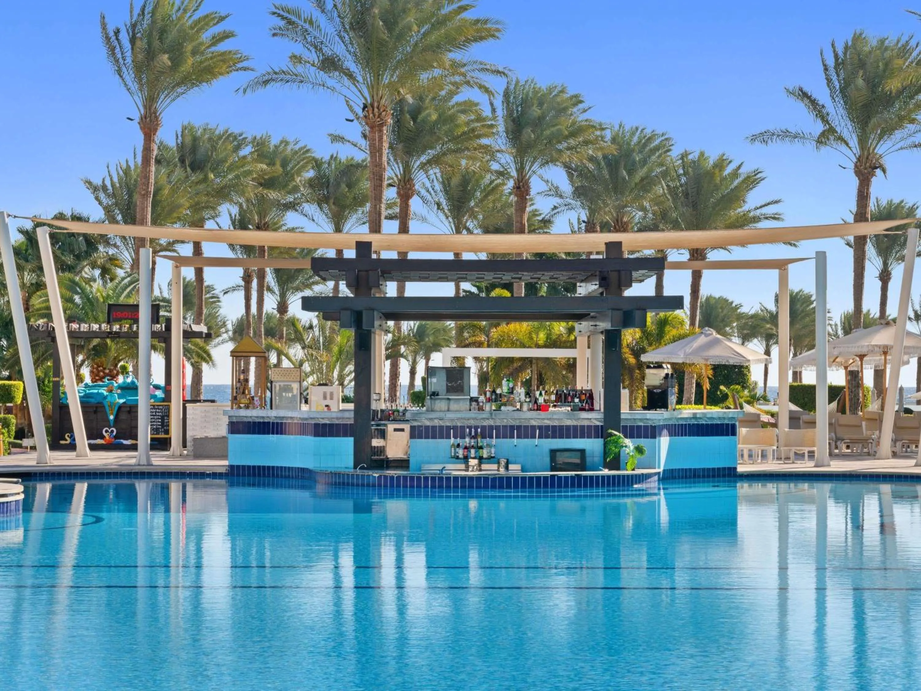 Property building in Rixos Premium Seagate - Free Lara Fabian Concert Access February 14