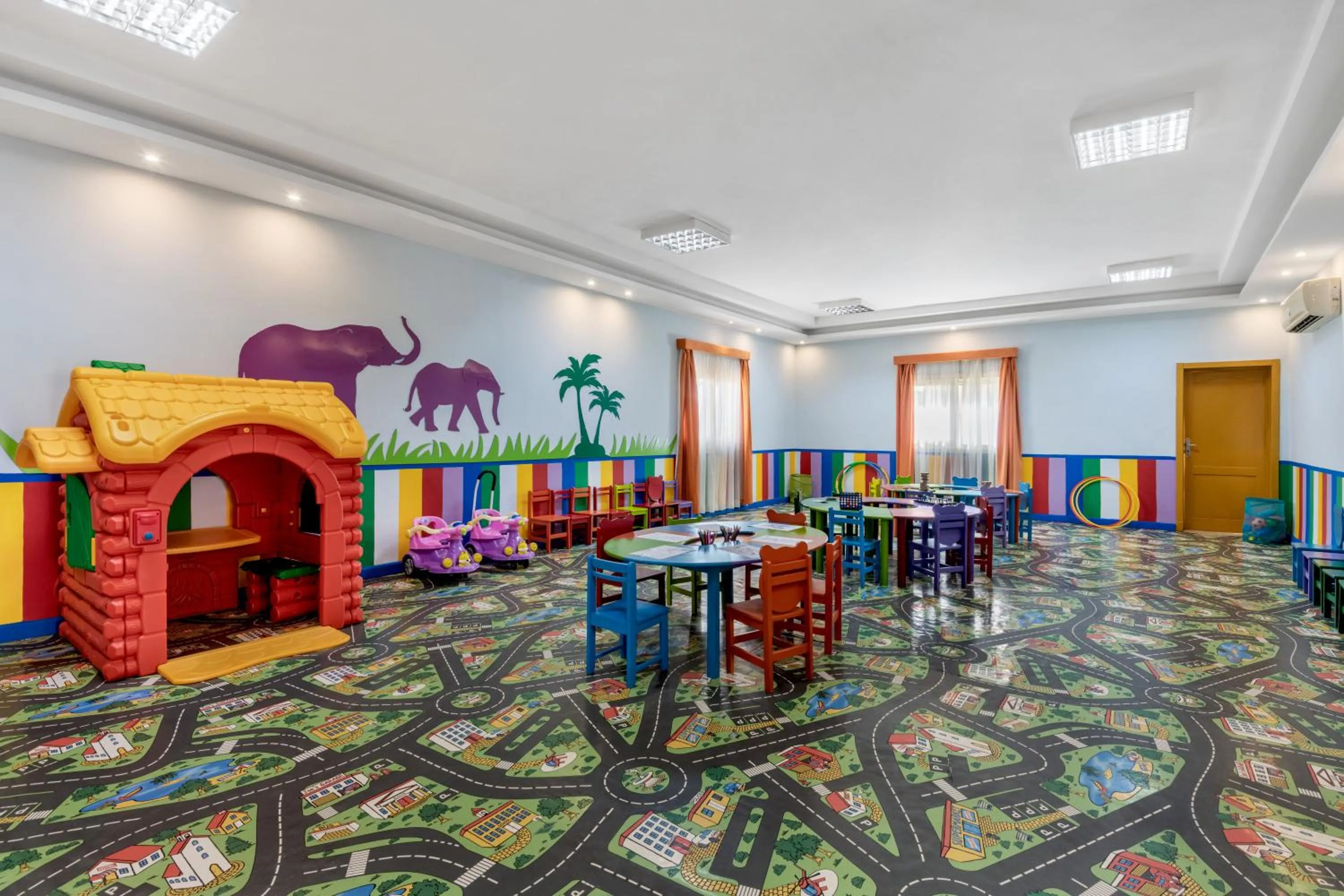 Kids's club in Rixos Premium Seagate