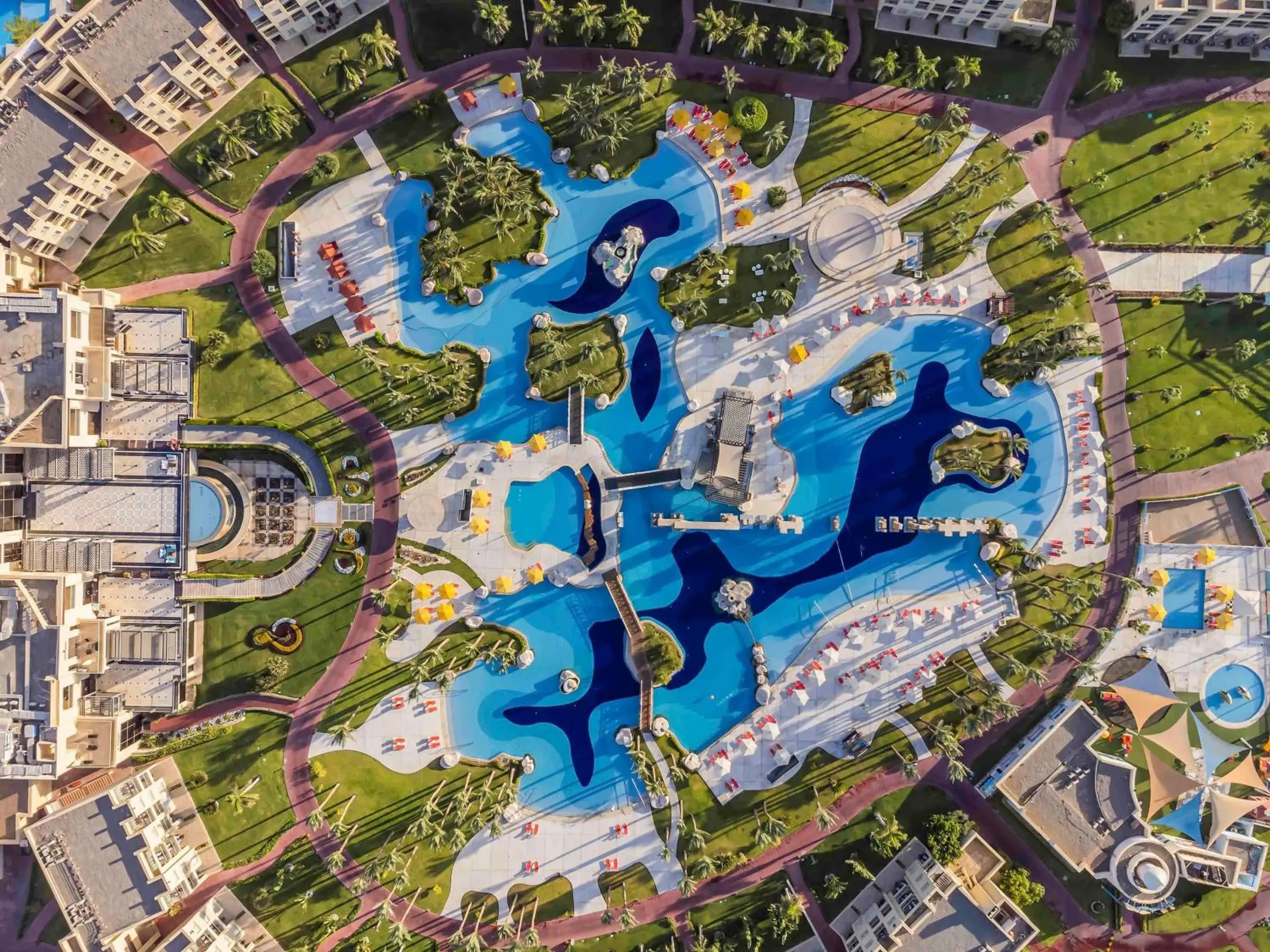 Property building in Rixos Premium Seagate Property building in Rixos Premium Seagate