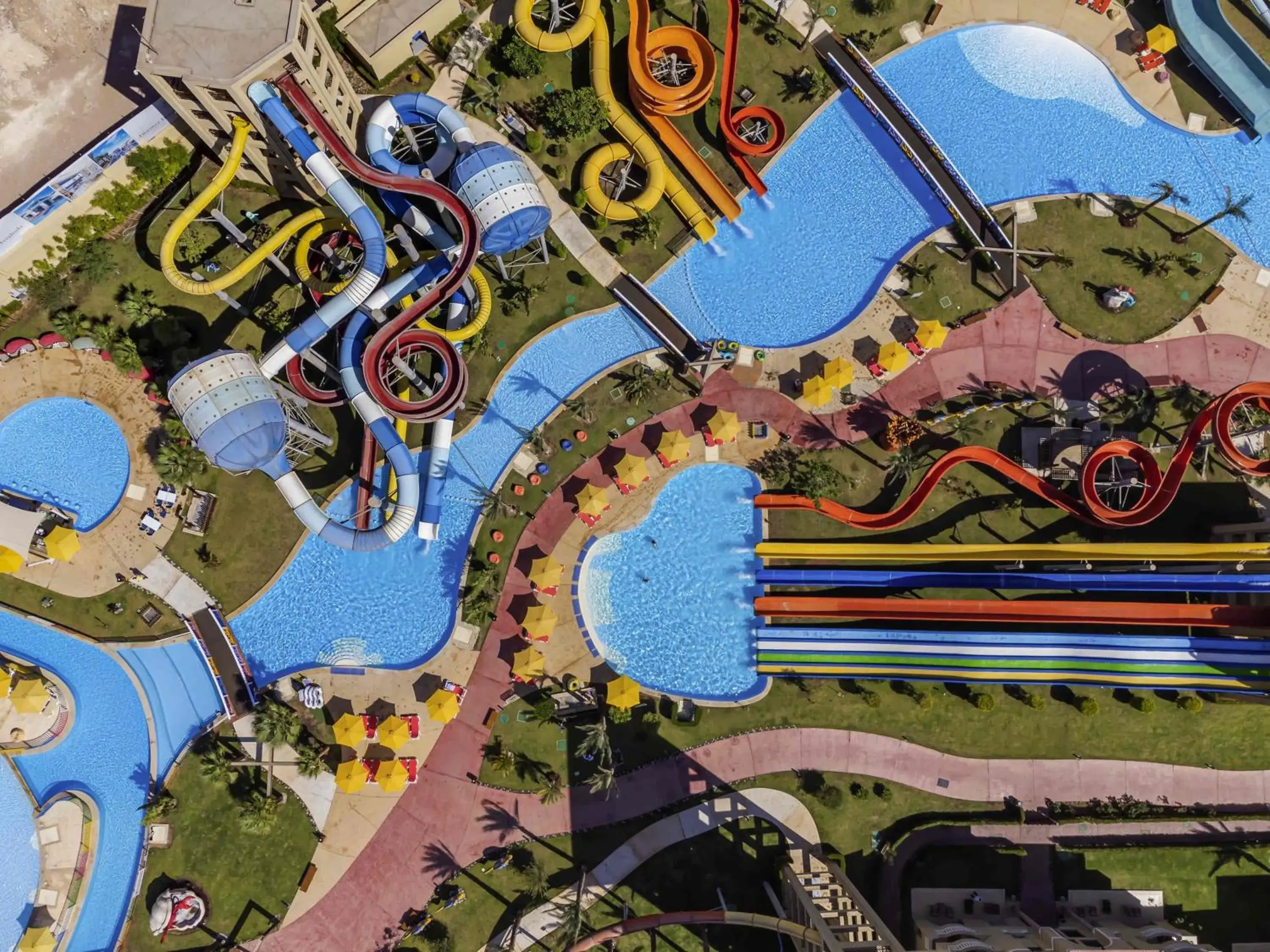 Pool view in Rixos Premium Seagate Pool view in Rixos Premium Seagate