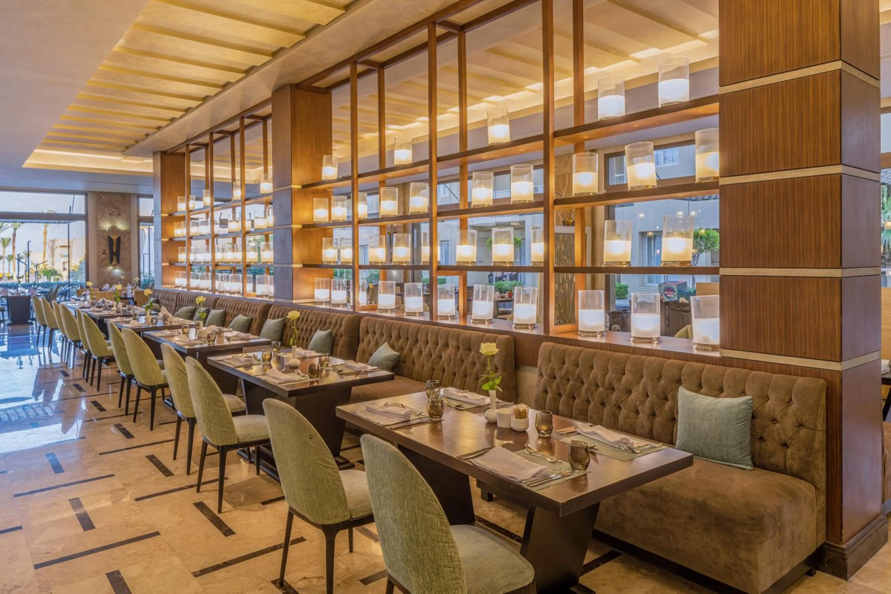 Restaurant/places to eat in Rixos Premium Seagate