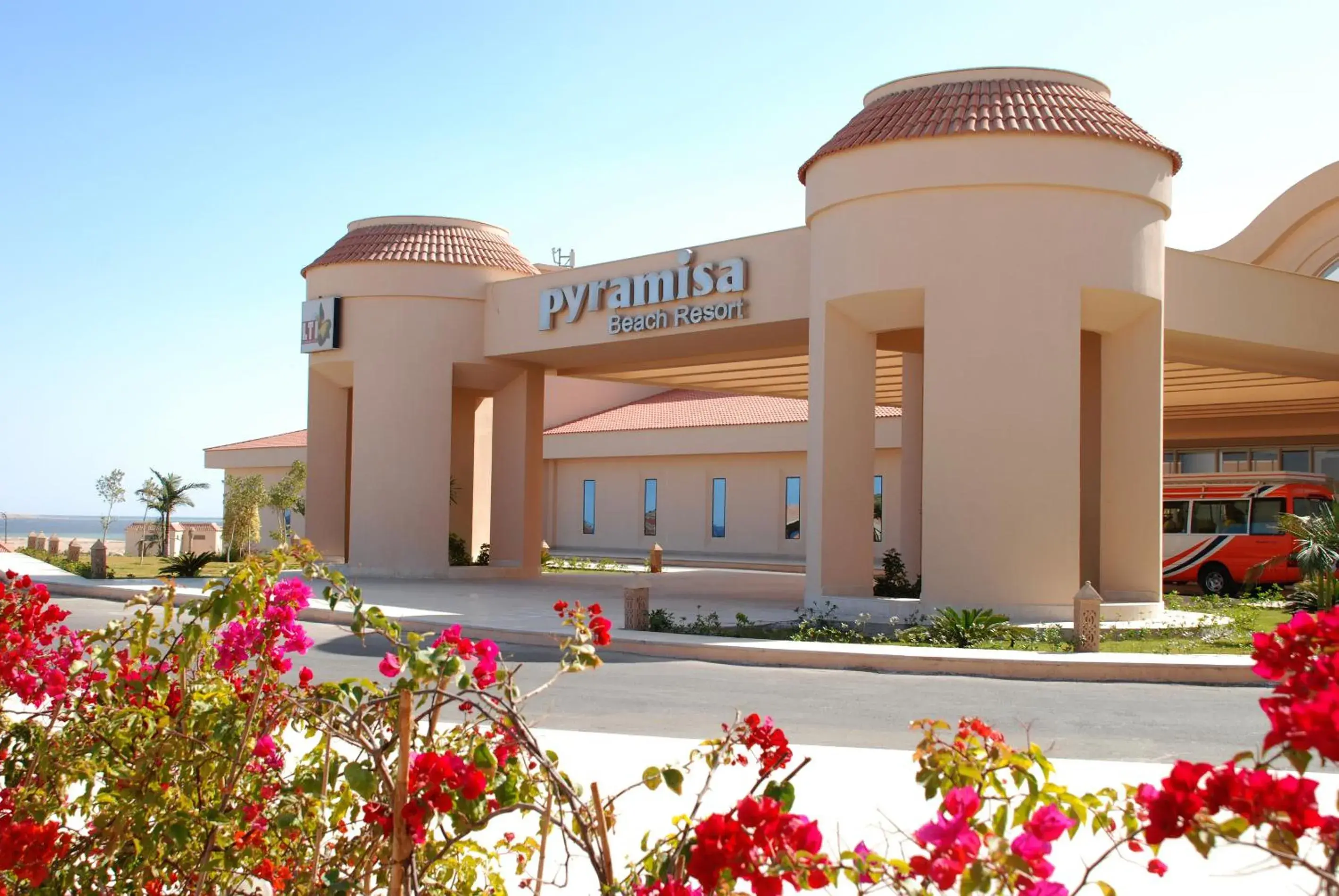 Property building in Pyramisa Beach Resort Sahl Hasheesh Property building in Pyramisa Beach Resort Sahl Hasheesh