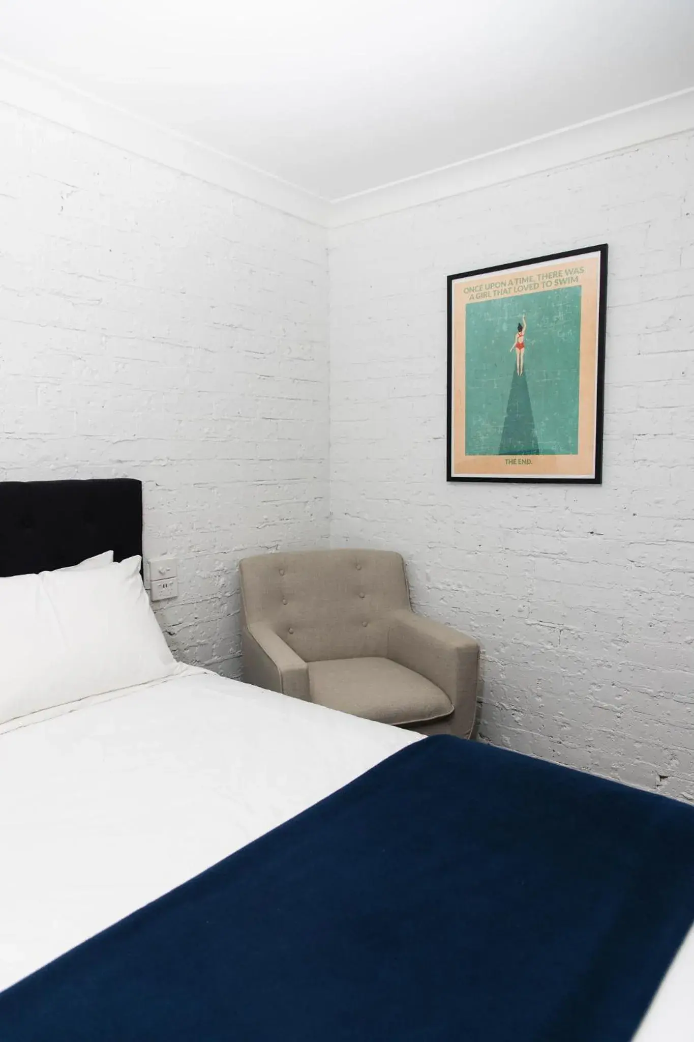 Bed in Lakeview Hotel Motel Bed in Lakeview Hotel Motel