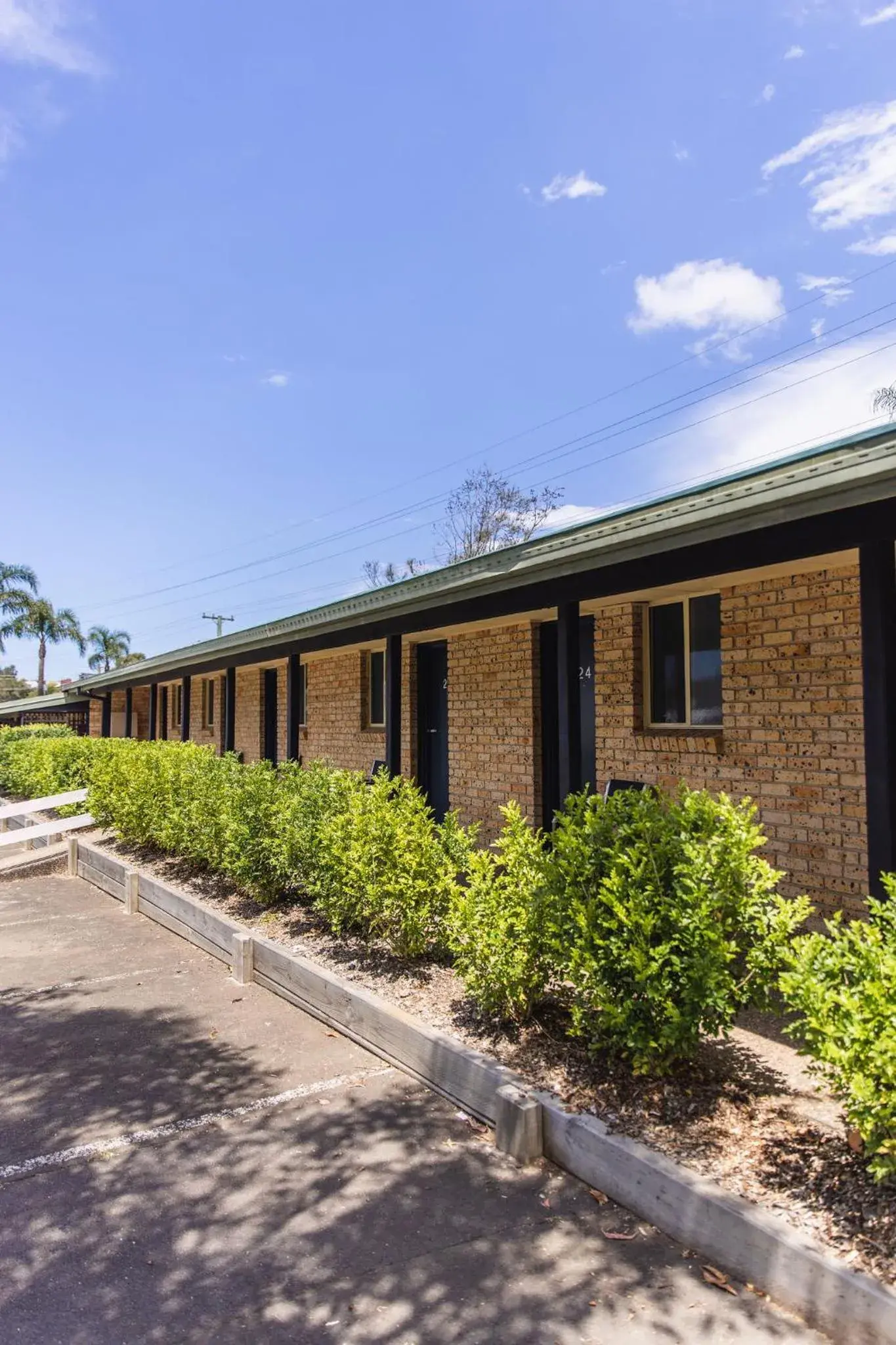 Property building in Lakeview Hotel Motel Property building in Lakeview Hotel Motel