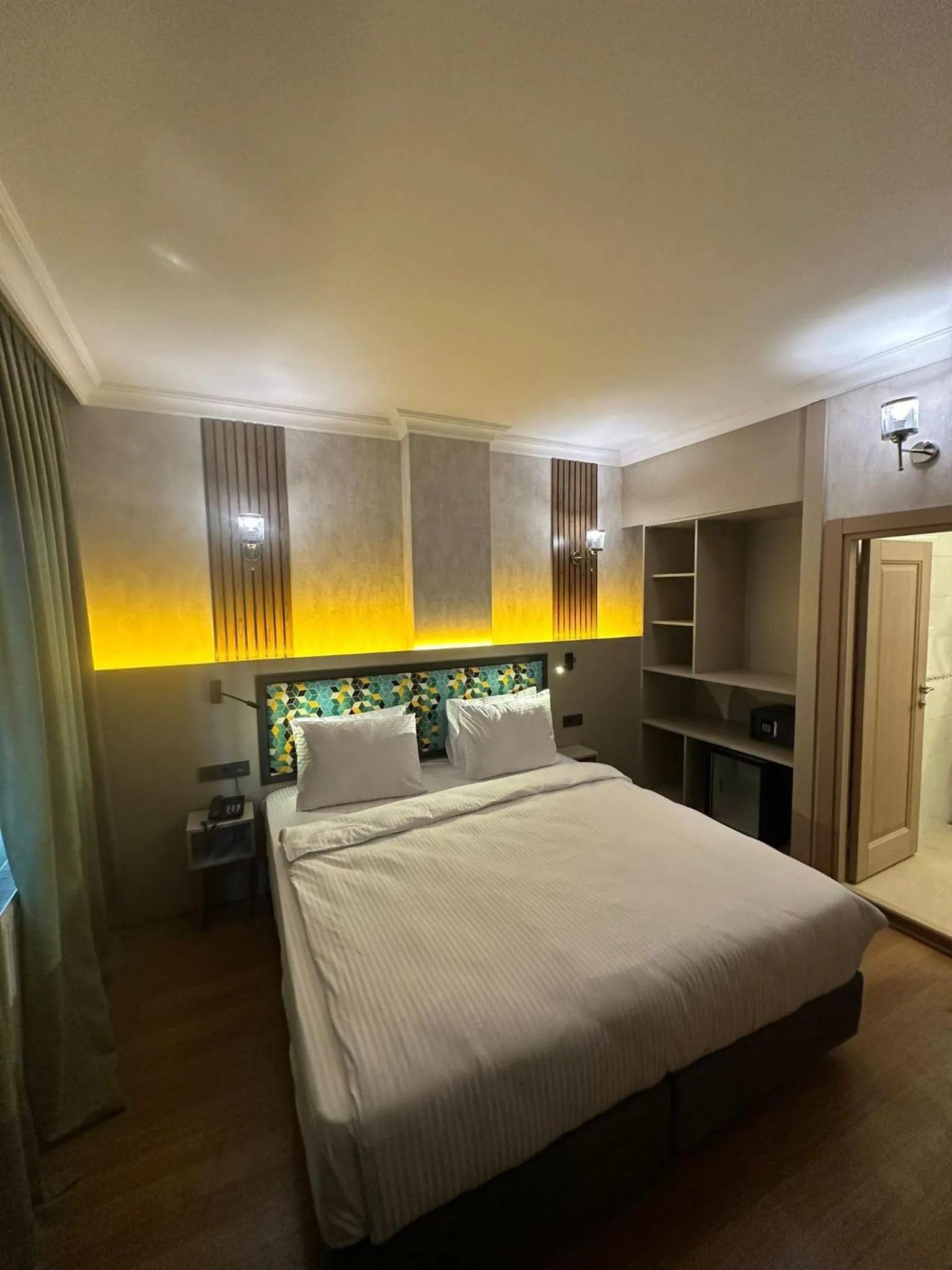 Bed in The Best City Kadikoy