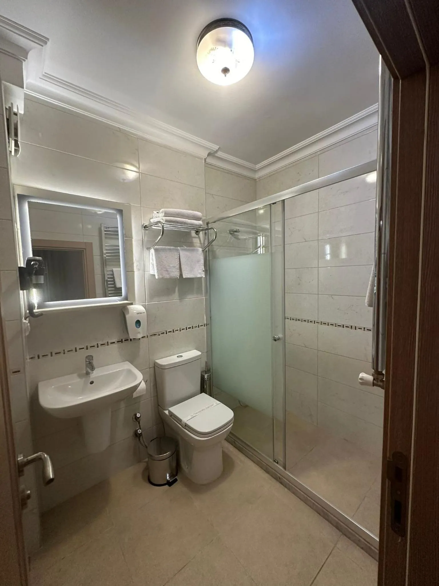 Shower in The Best City Kadikoy