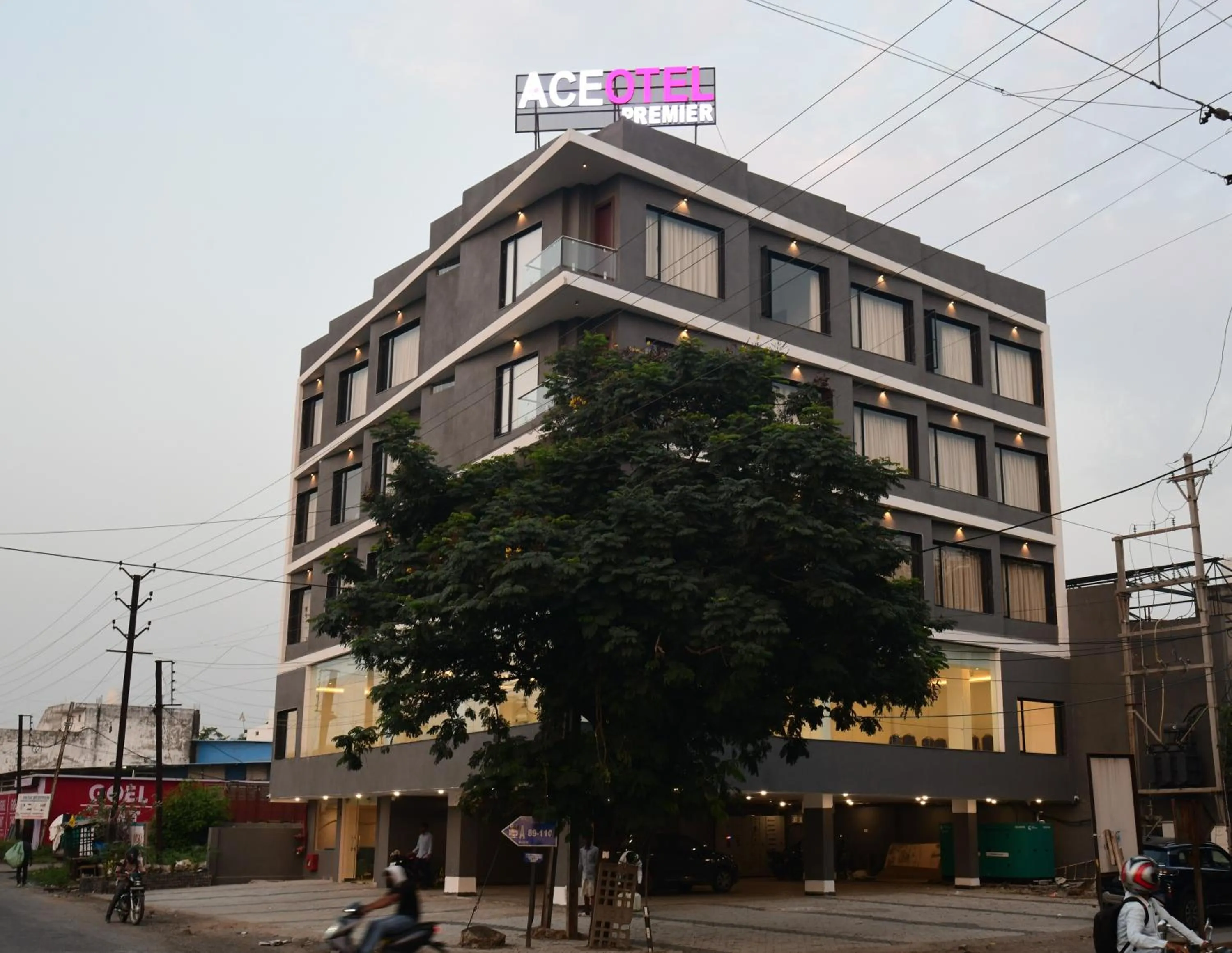 Aceotel Premier, Vijay Nagar
